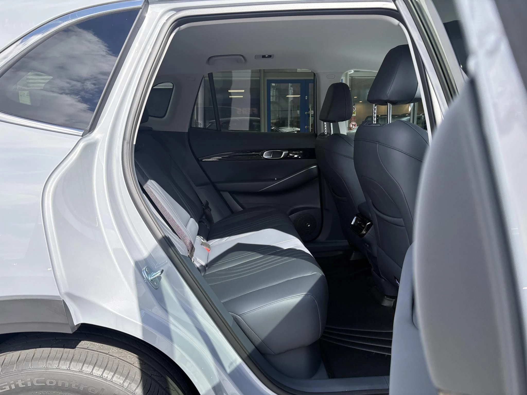 Hoofdafbeelding Geely E5