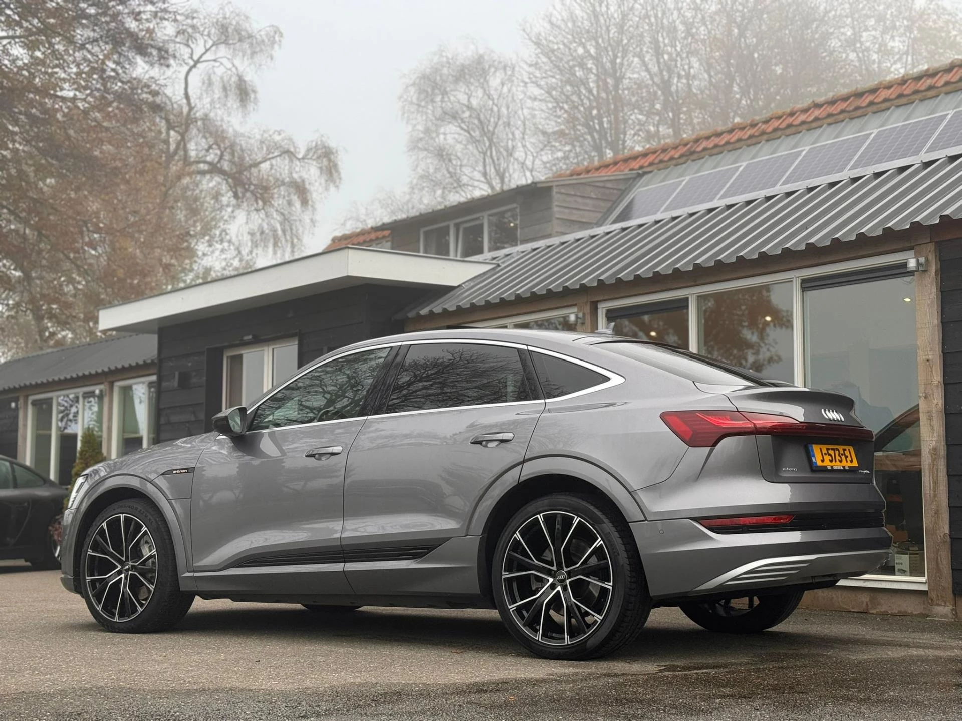 Hoofdafbeelding Audi e-tron