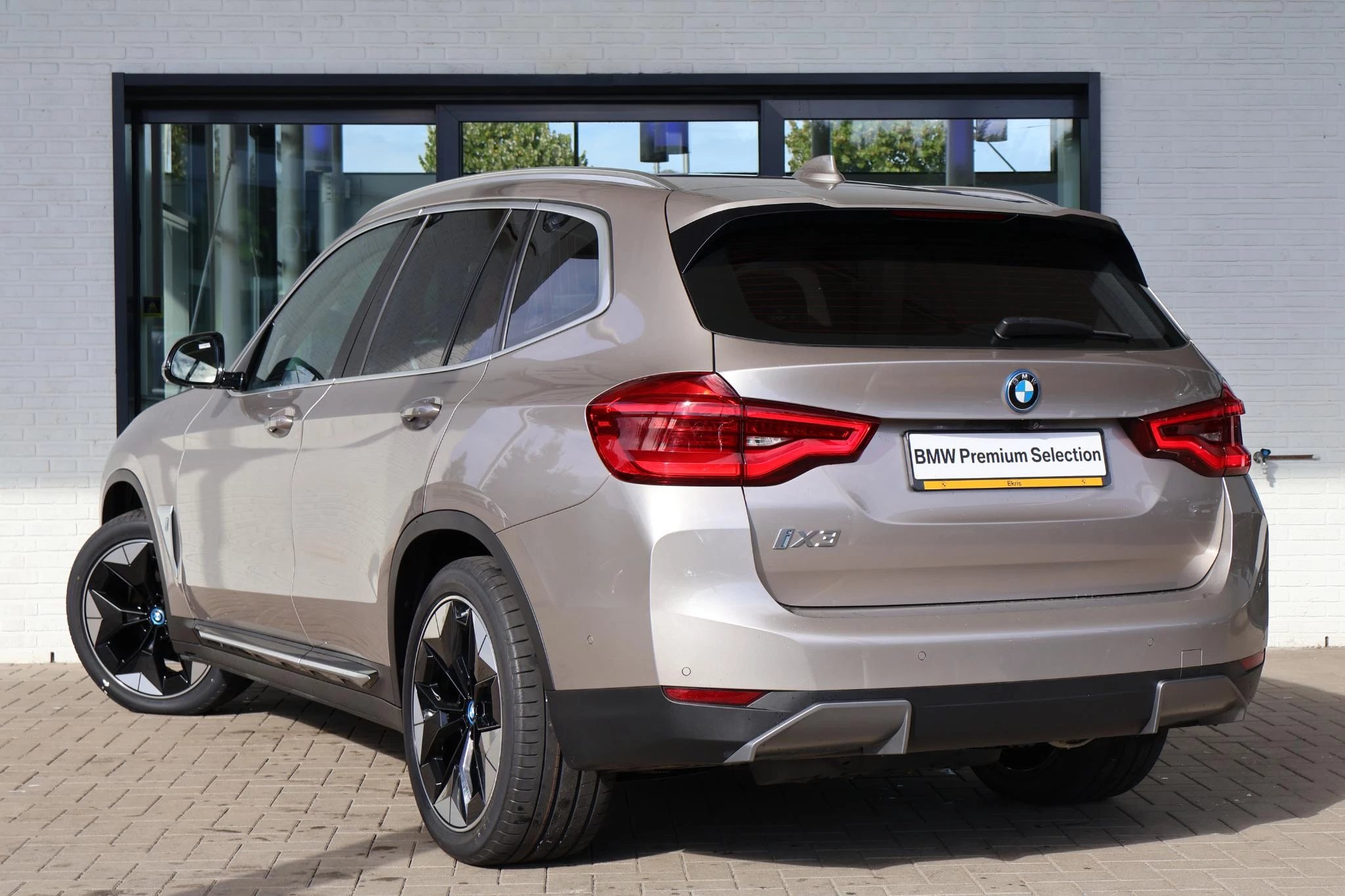 Hoofdafbeelding BMW iX3