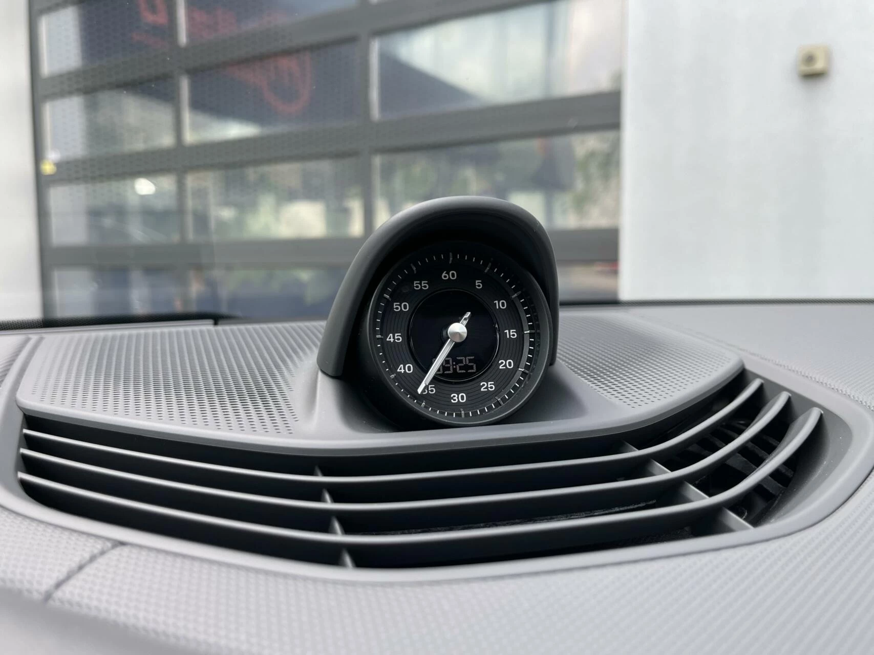 Hoofdafbeelding Porsche Taycan