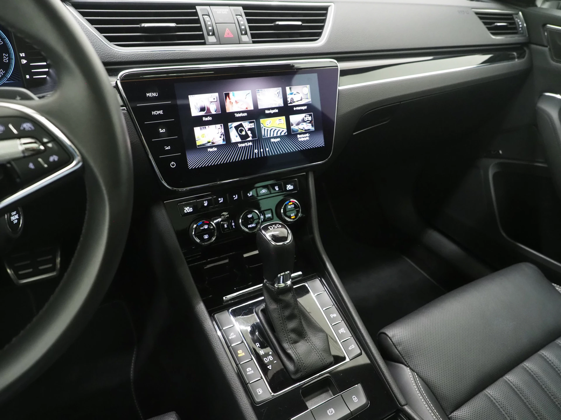 Hoofdafbeelding Škoda Superb
