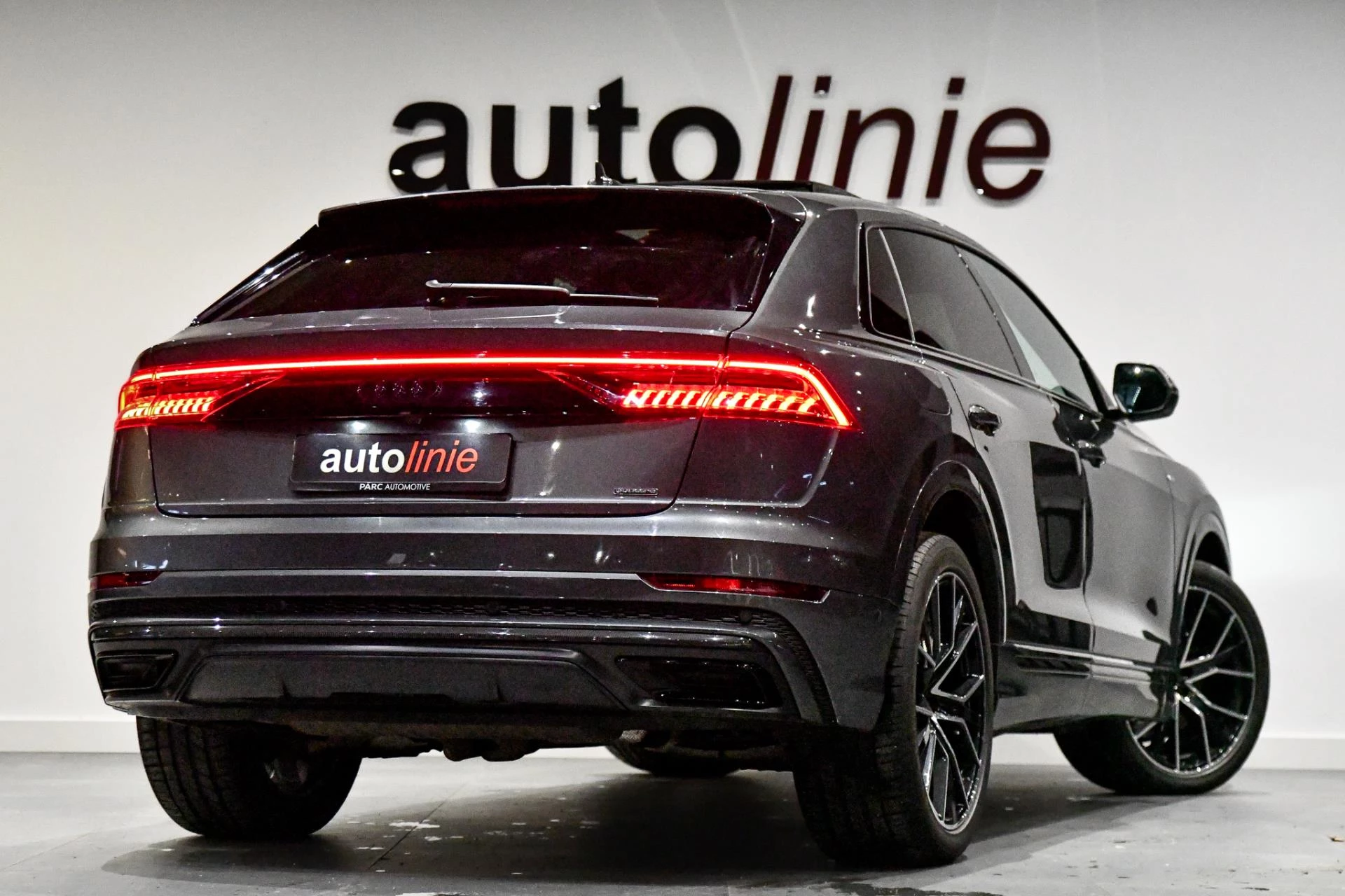 Hoofdafbeelding Audi Q8