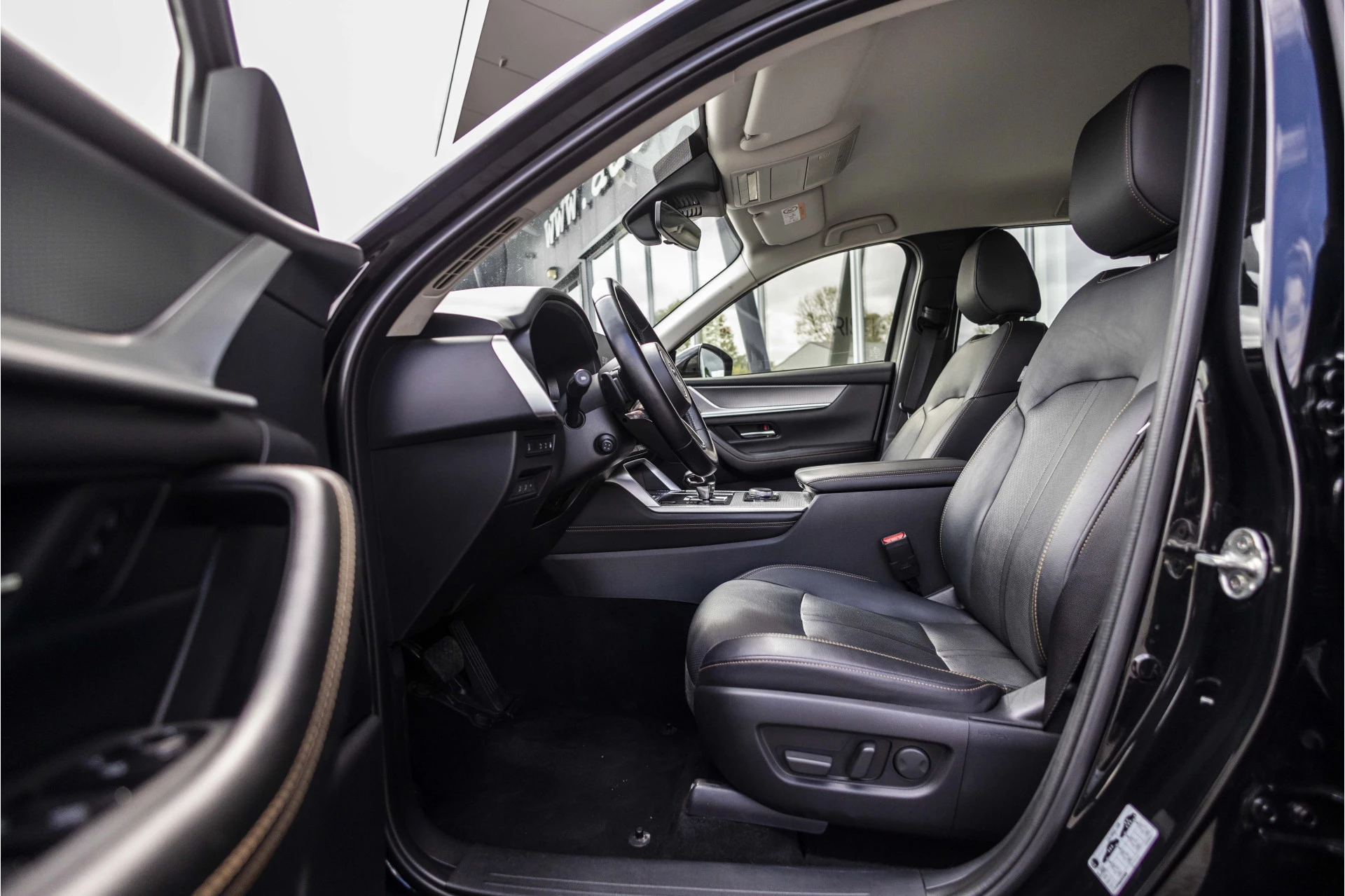 Hoofdafbeelding Mazda CX-60