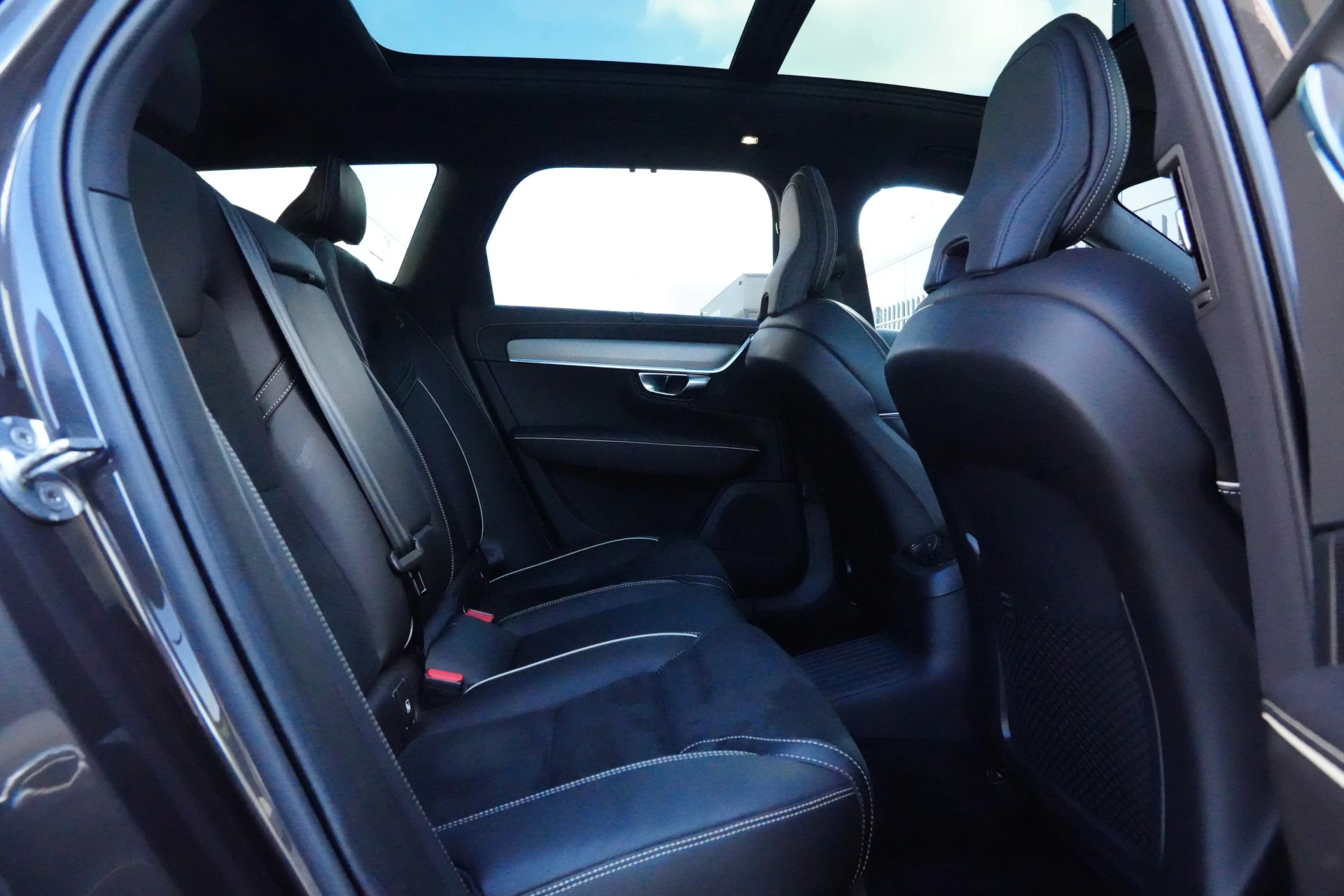 Hoofdafbeelding Volvo V90