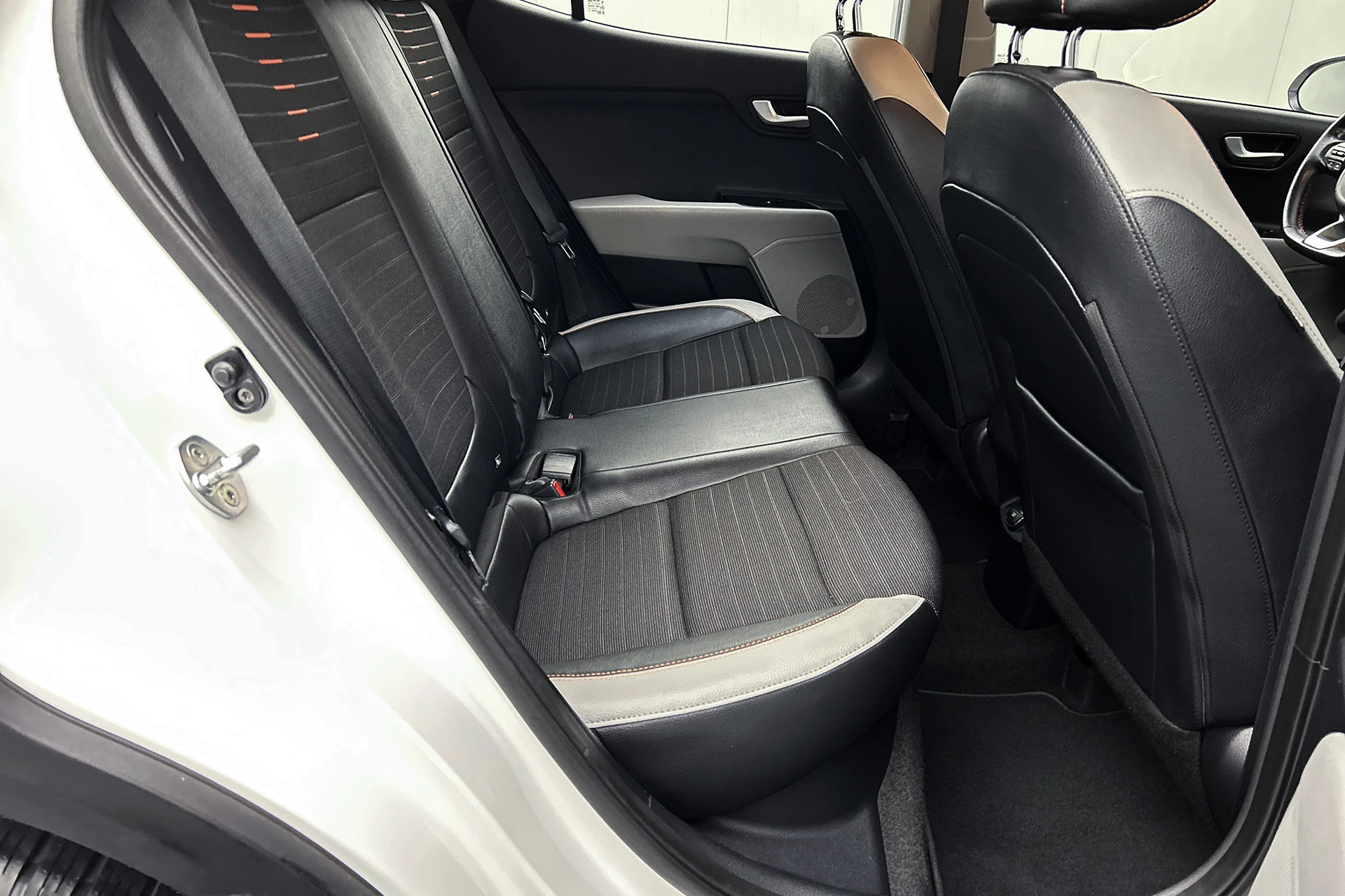 Hoofdafbeelding Kia Stonic