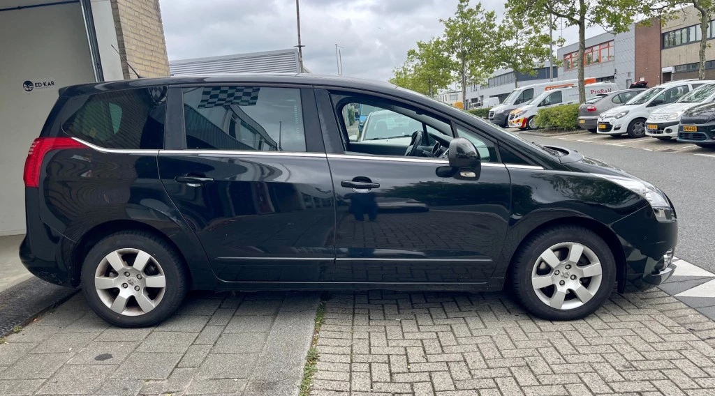 Hoofdafbeelding Peugeot 5008
