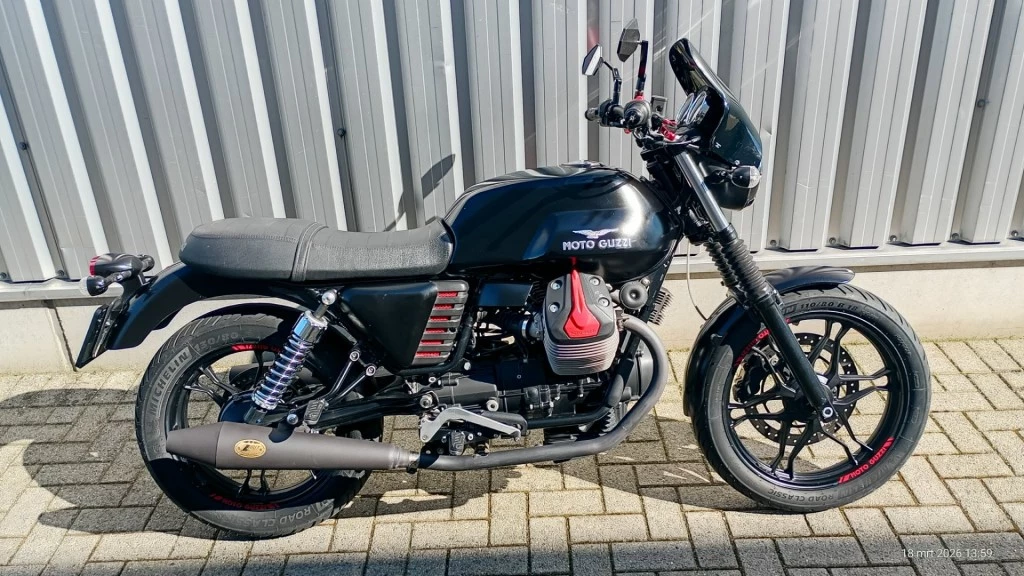 Hoofdafbeelding Moto Guzzi V7