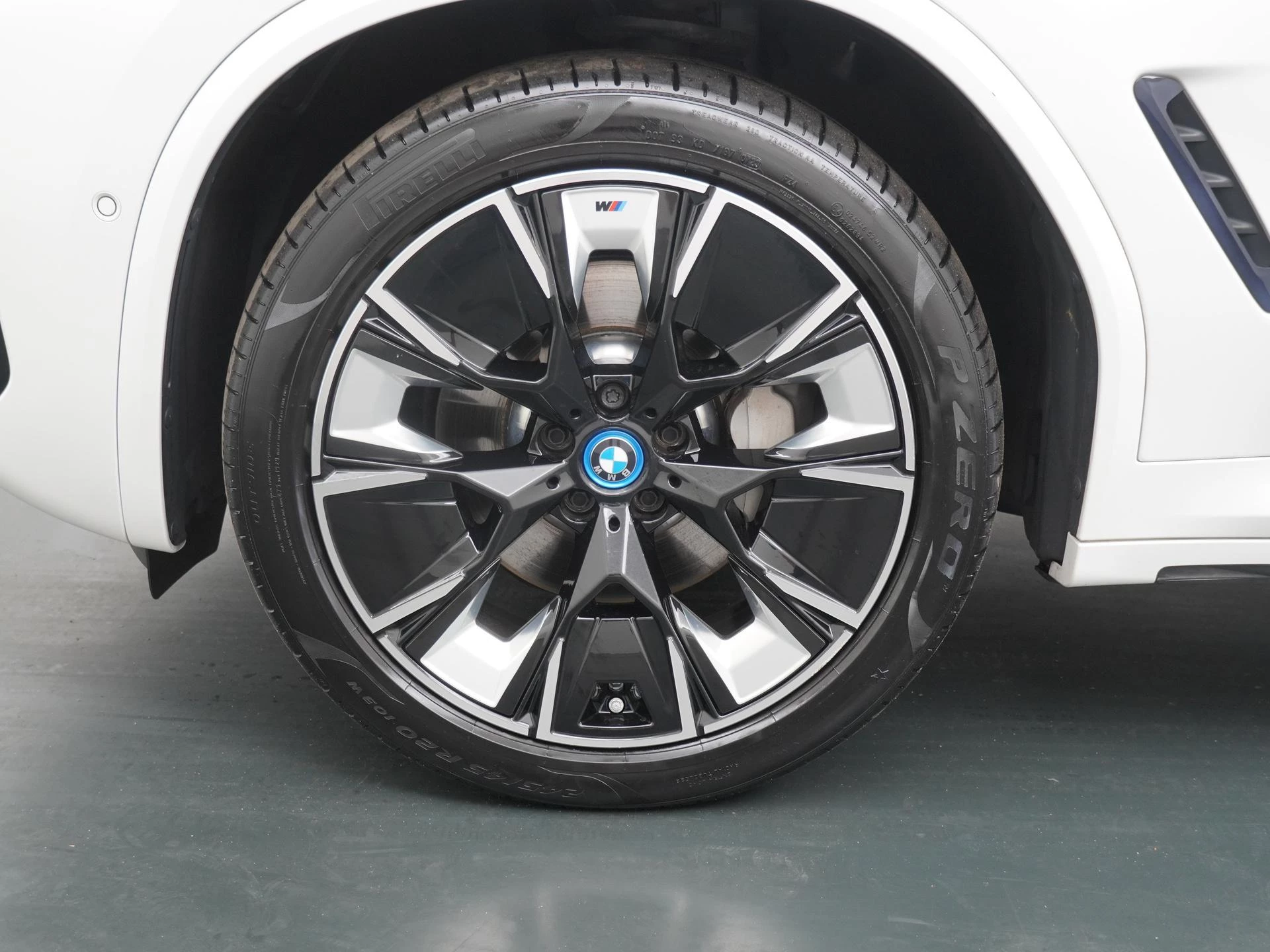 Hoofdafbeelding BMW iX3