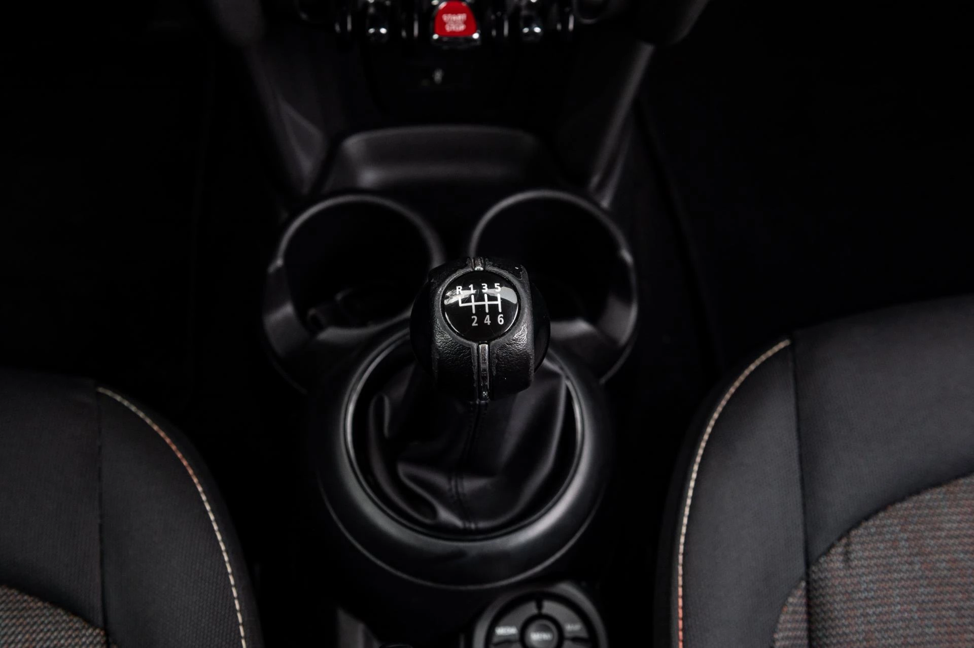 Hoofdafbeelding MINI One