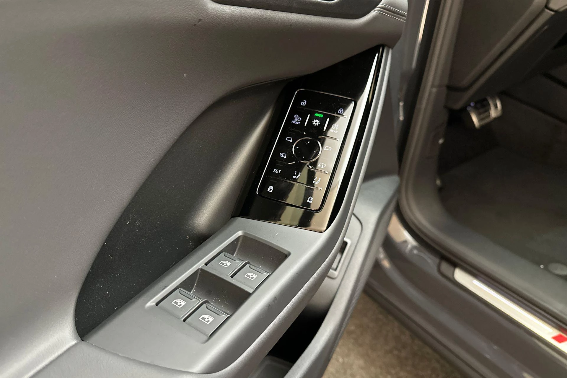 Hoofdafbeelding Audi Q6 e-tron