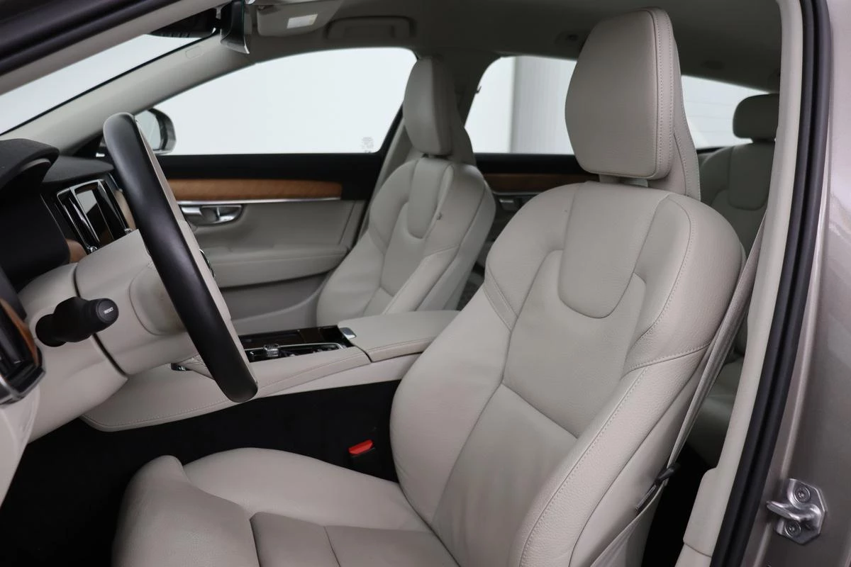Hoofdafbeelding Volvo V90