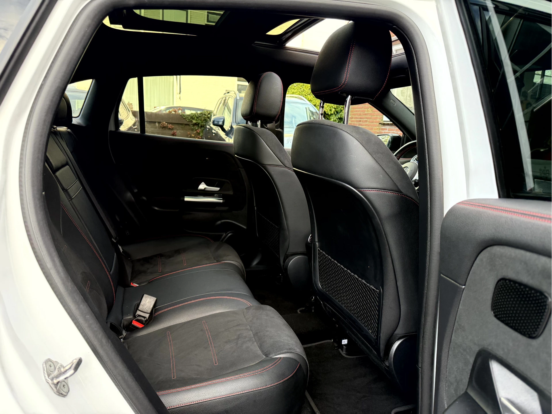 Hoofdafbeelding Mercedes-Benz EQA