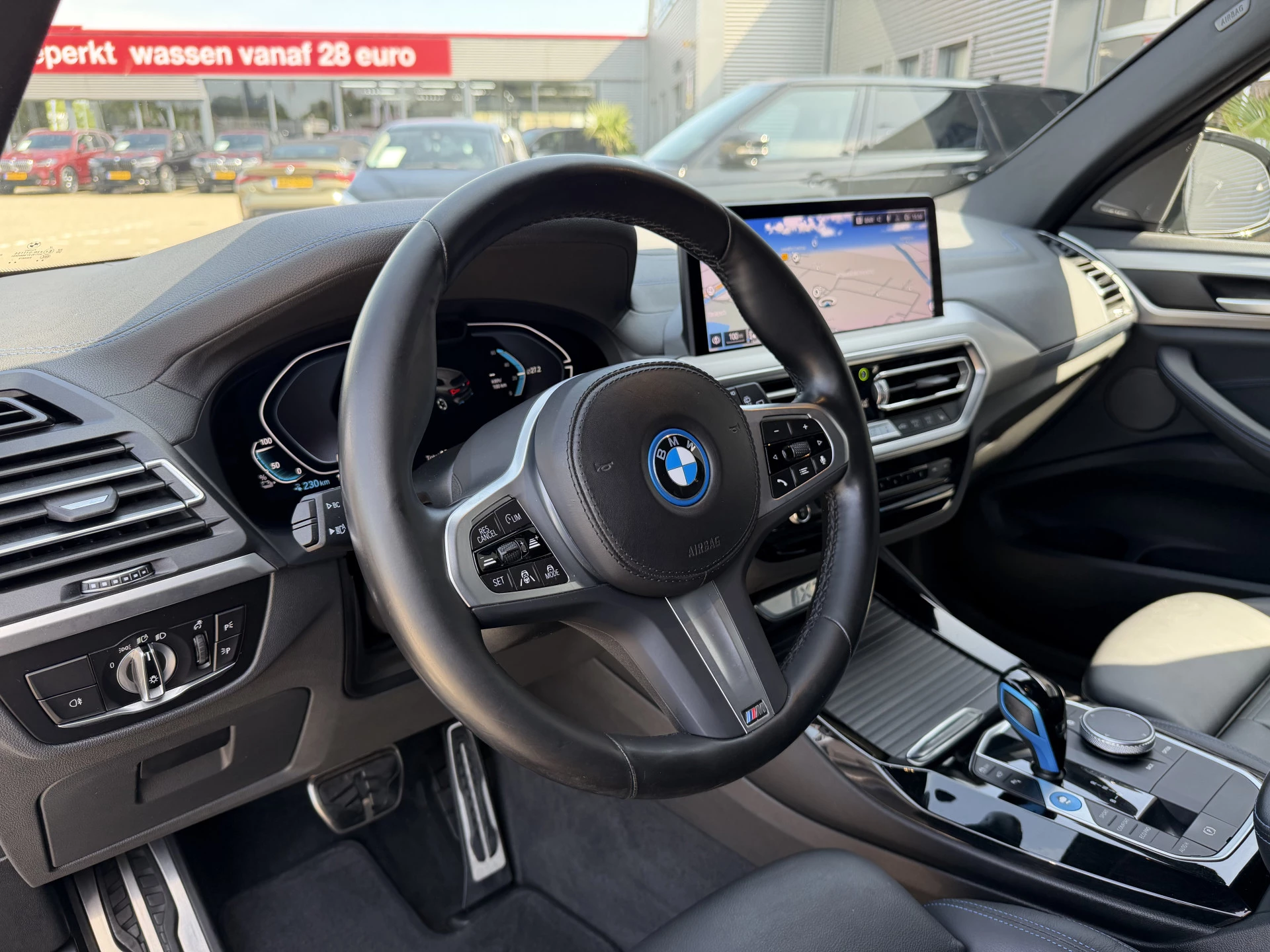 Hoofdafbeelding BMW iX3