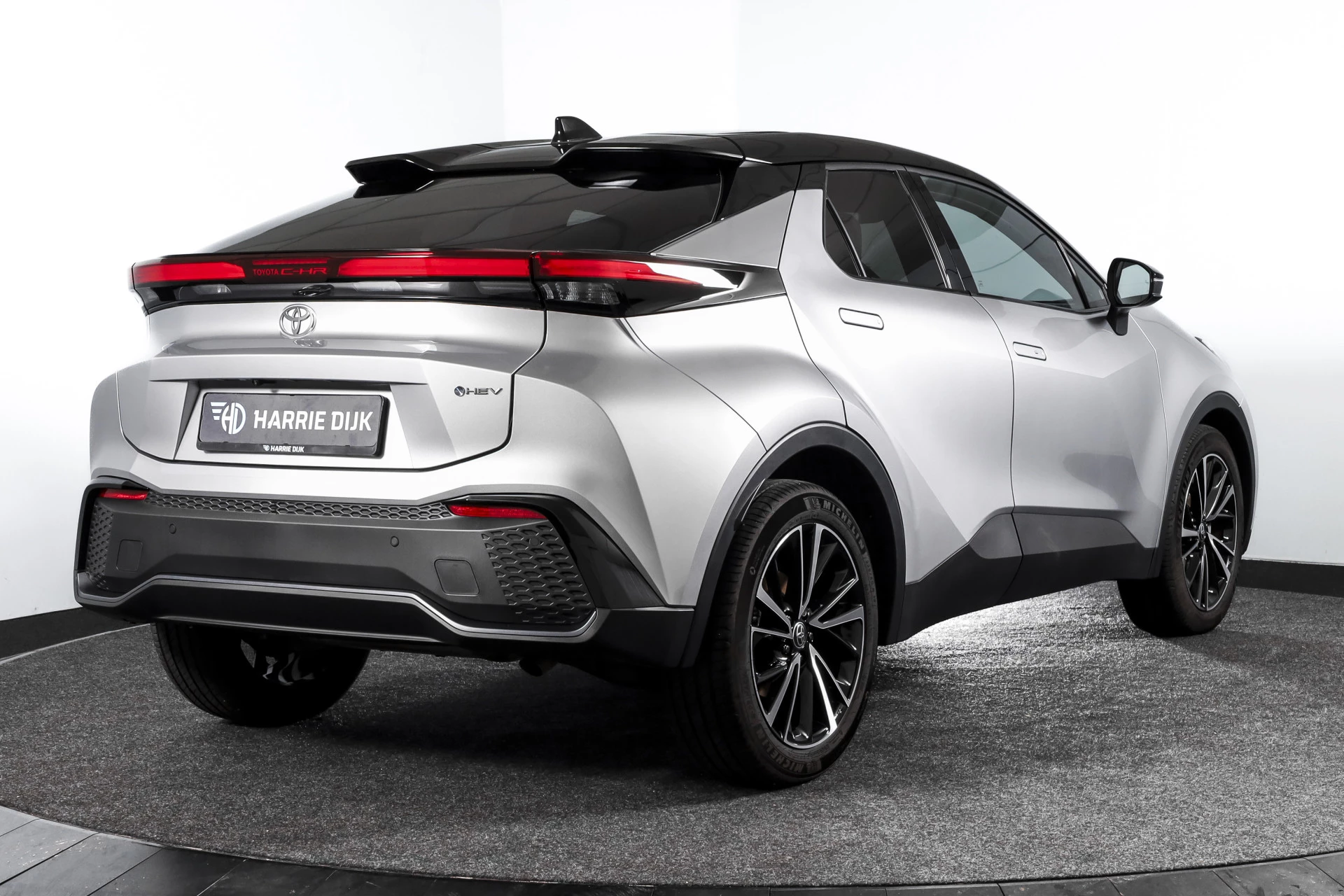 Hoofdafbeelding Toyota C-HR