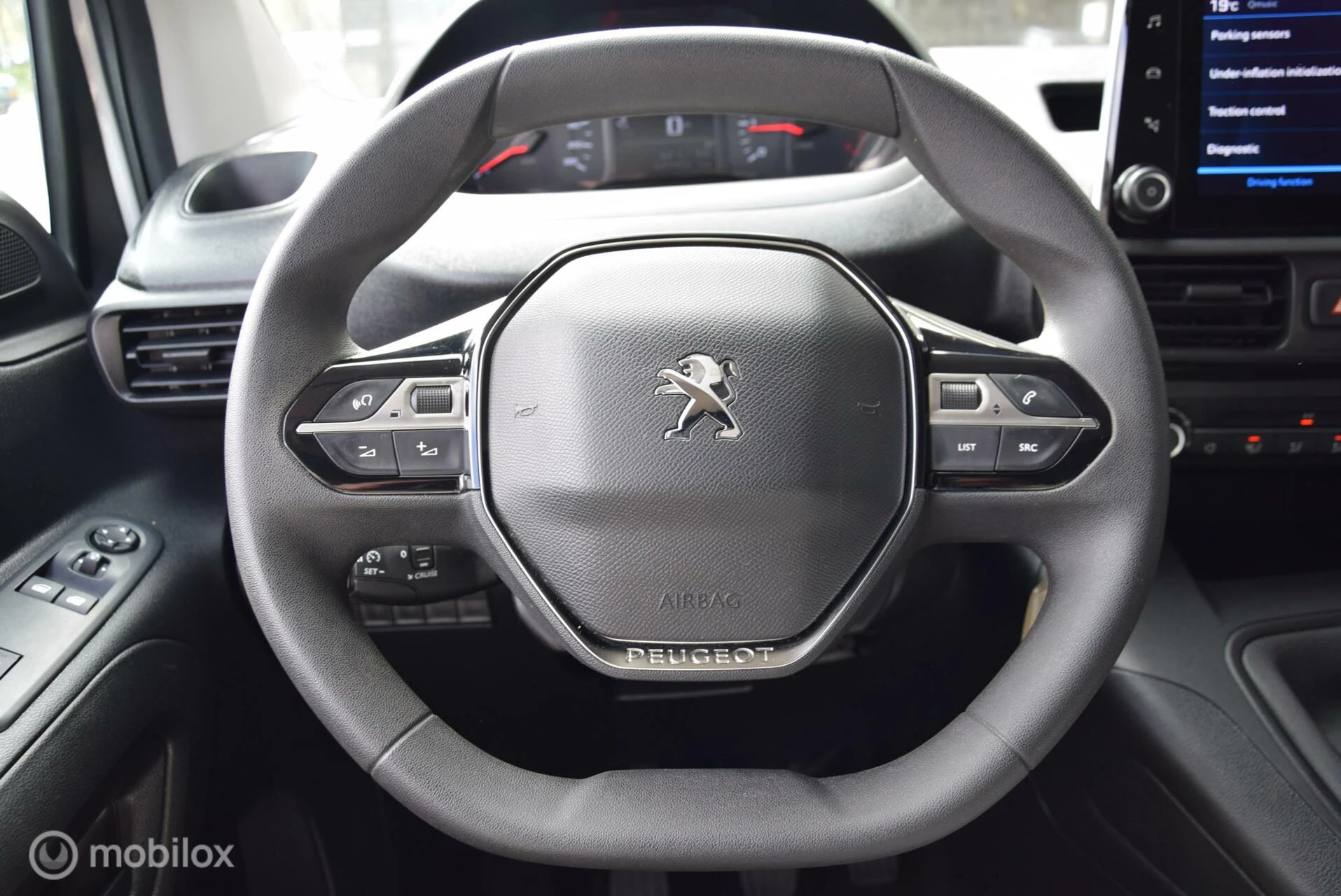 Hoofdafbeelding Peugeot Partner