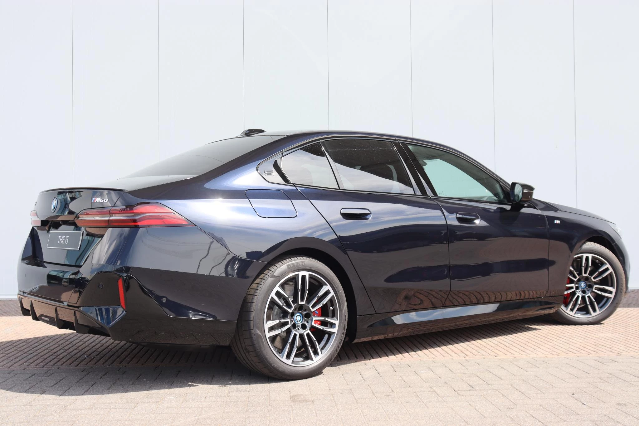 Hoofdafbeelding BMW i5