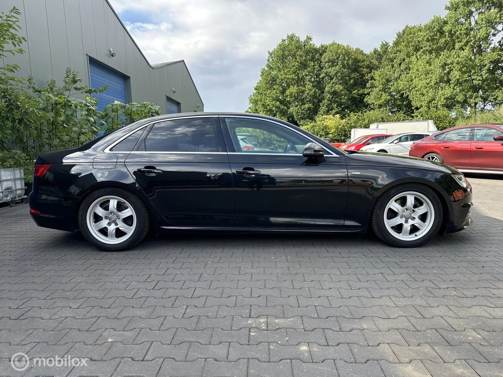 Hoofdafbeelding Audi A4