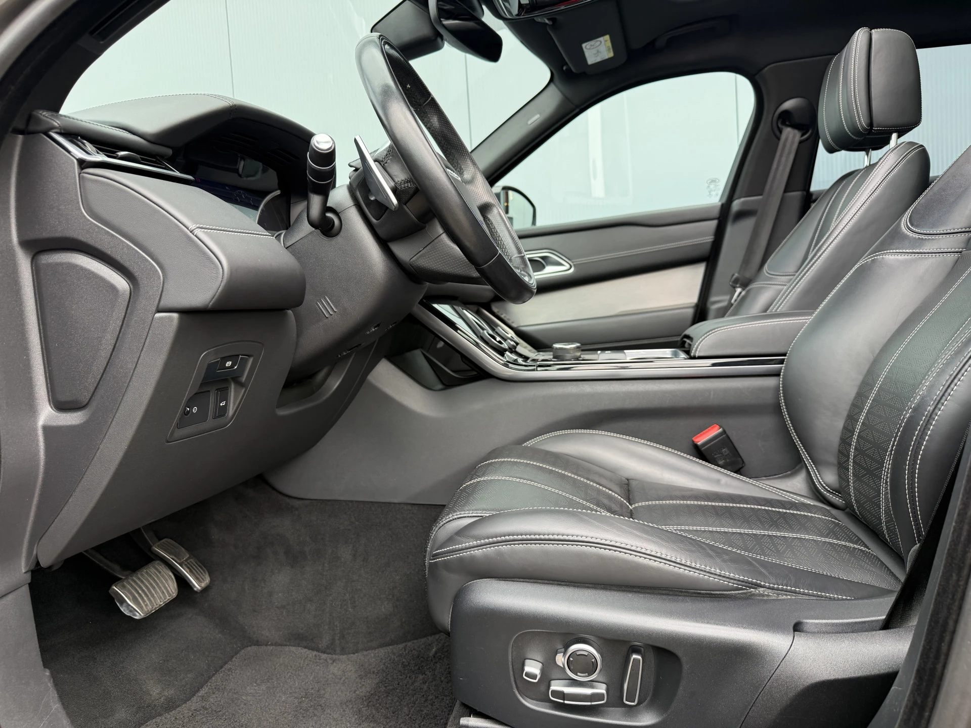 Hoofdafbeelding Land Rover Range Rover Velar