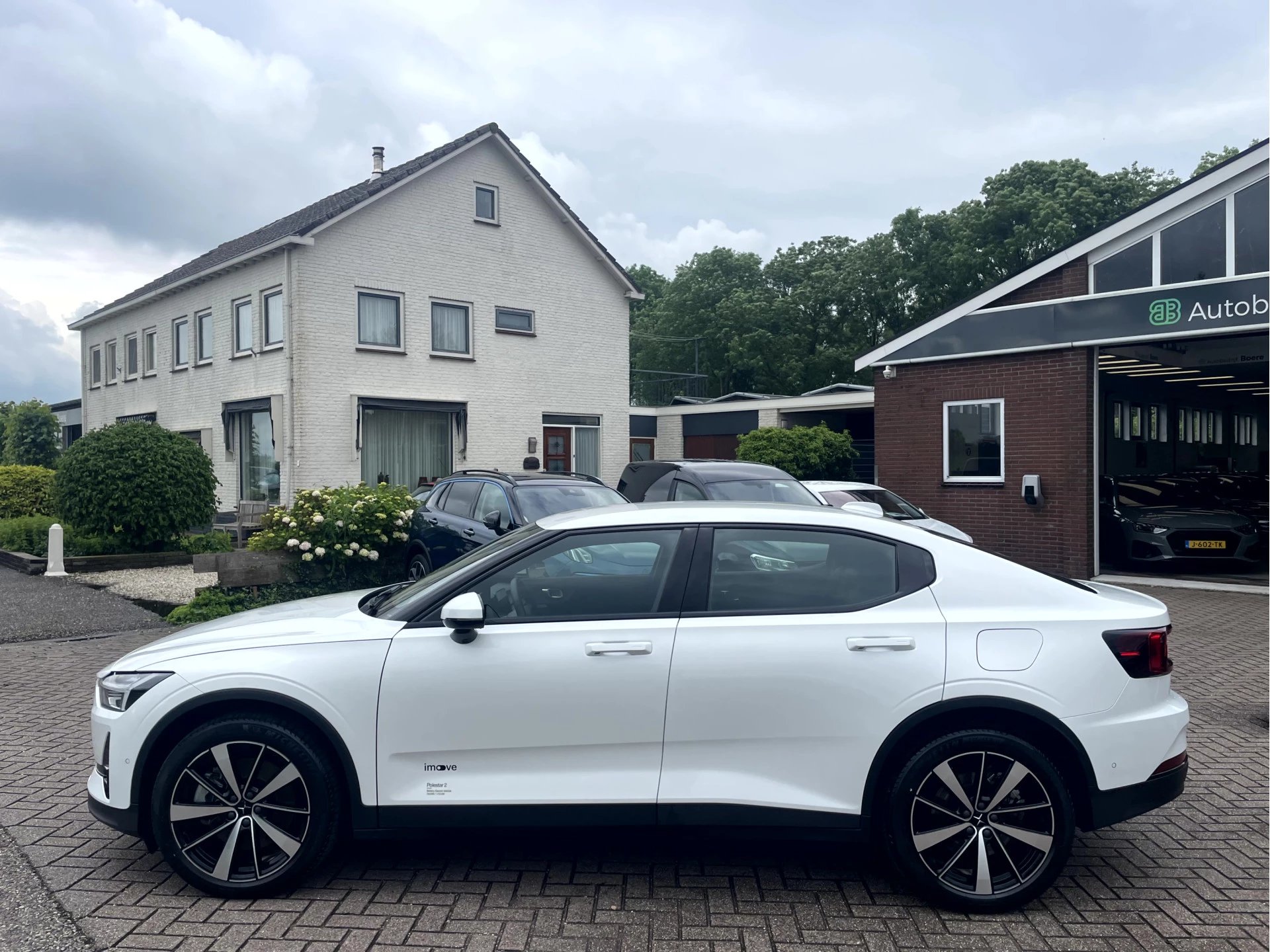 Hoofdafbeelding Polestar 2