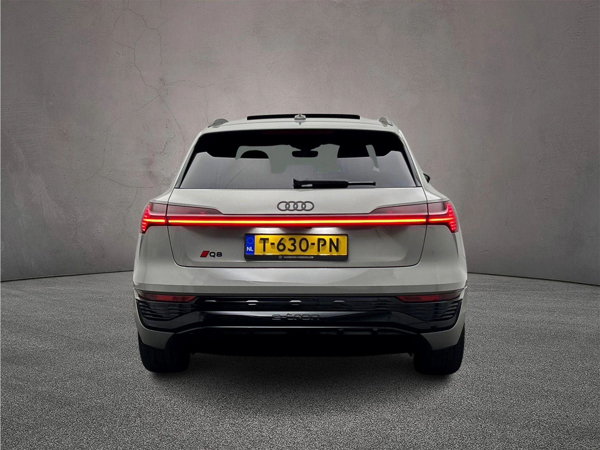 Hoofdafbeelding Audi Q8 e-tron