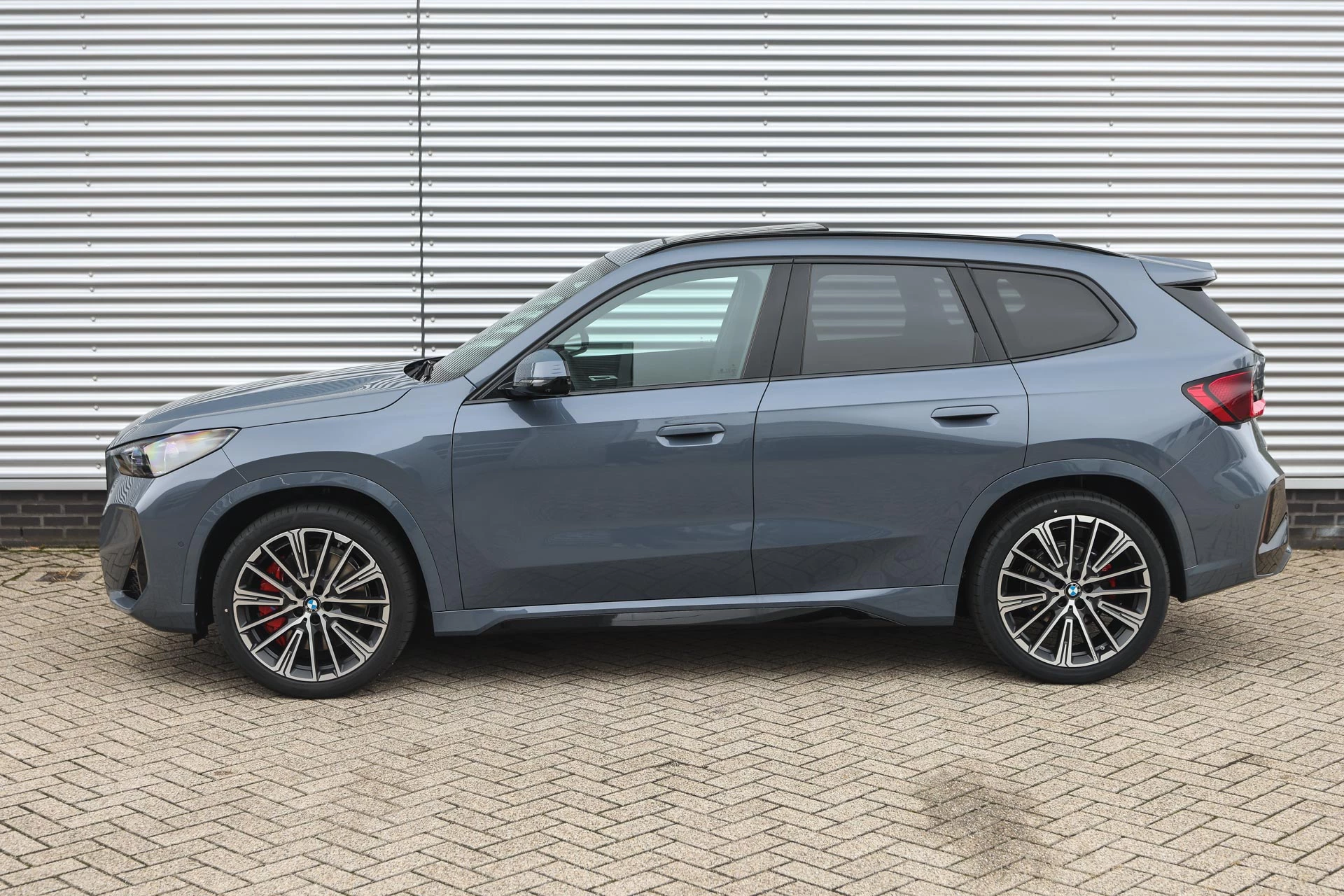 Hoofdafbeelding BMW iX1