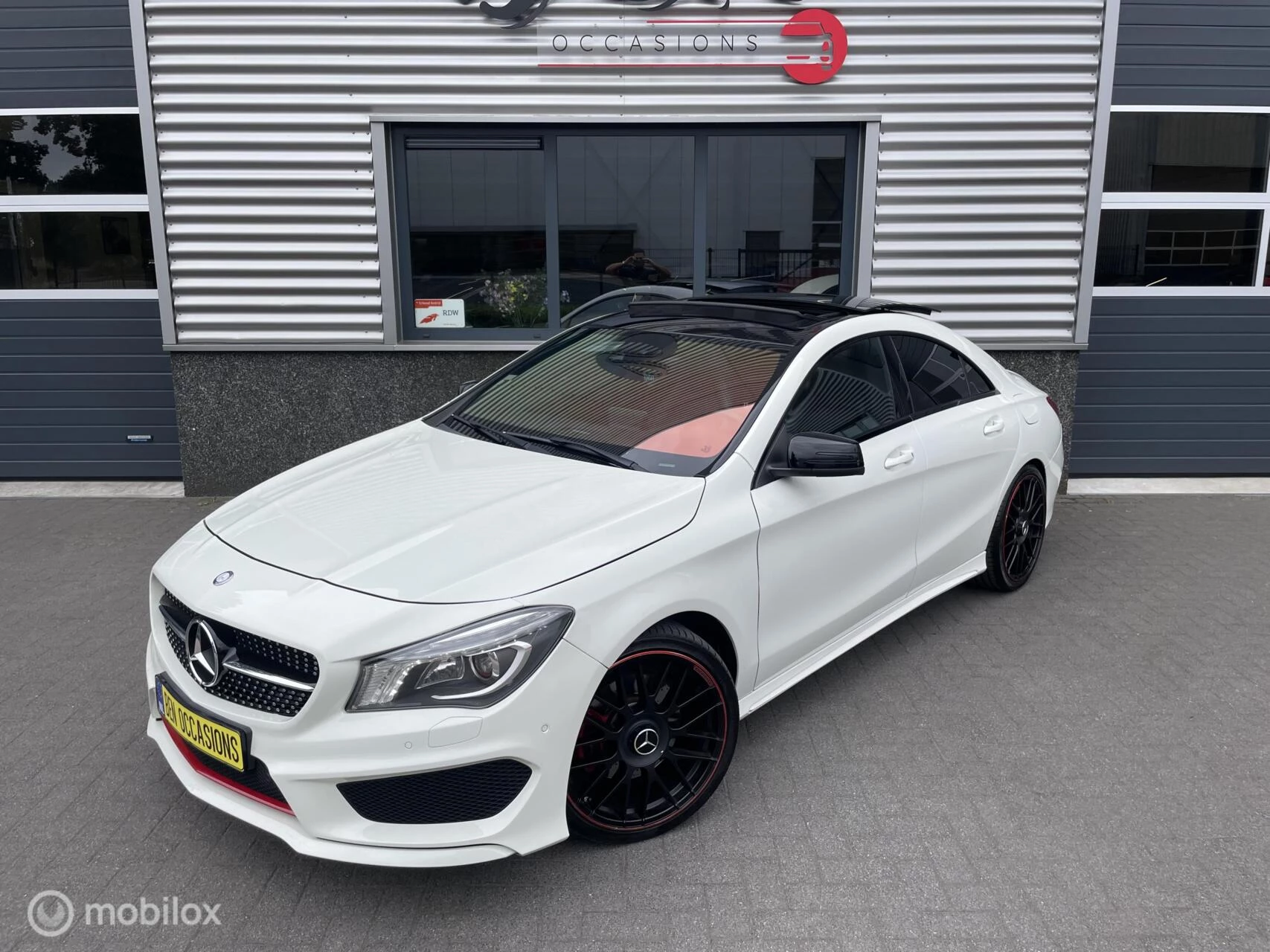 Hoofdafbeelding Mercedes-Benz CLA