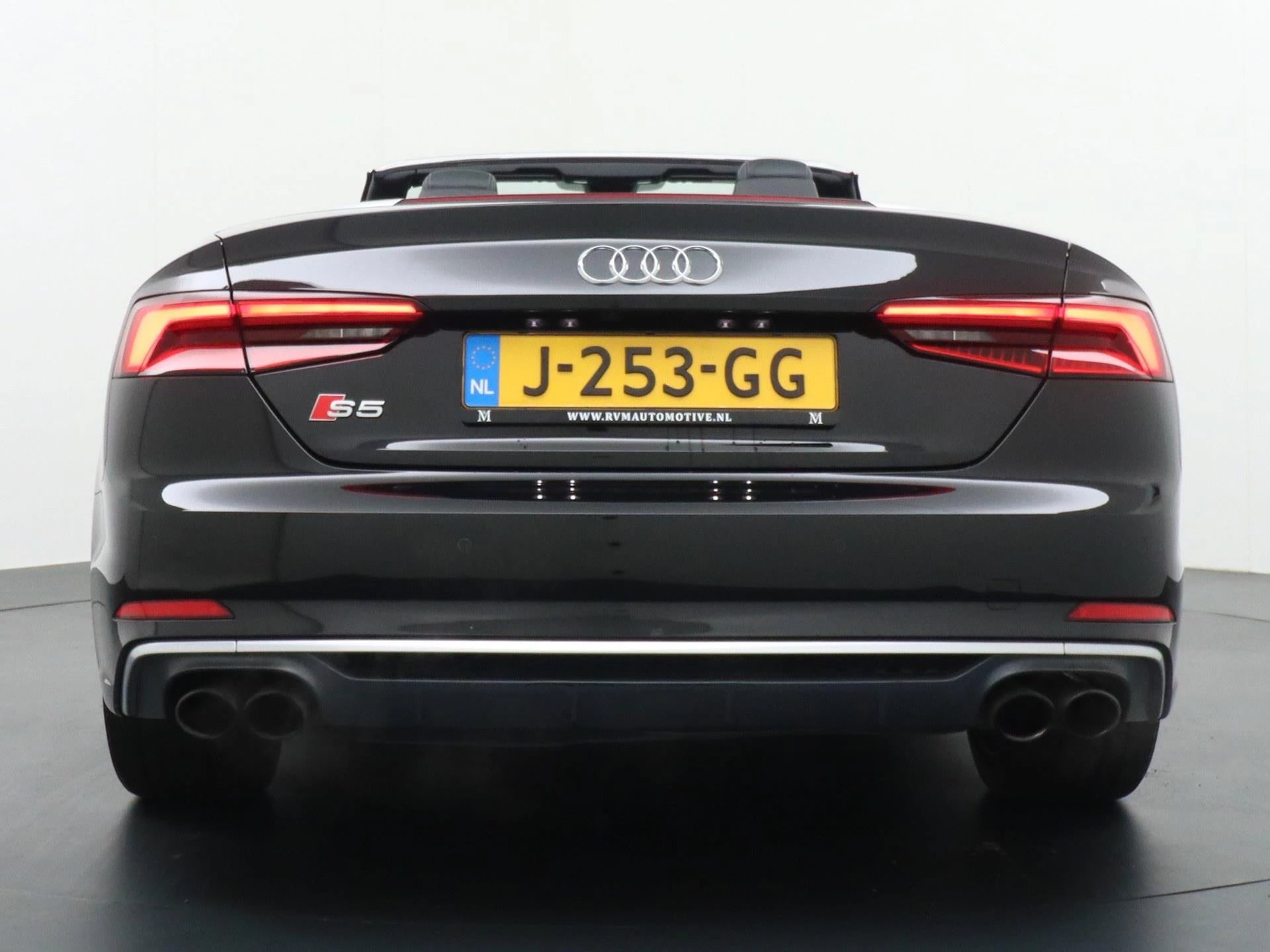 Hoofdafbeelding Audi S5