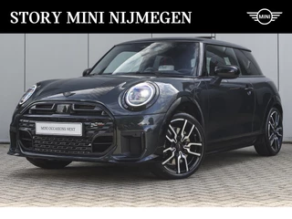 MINI 3-deurs Hatchback Cooper S JCW Automaat / Panoramadak / Parking Assistant Plus / LED / JCW Sportstoelen / omfort Access / Head-Up / Harman Kardon