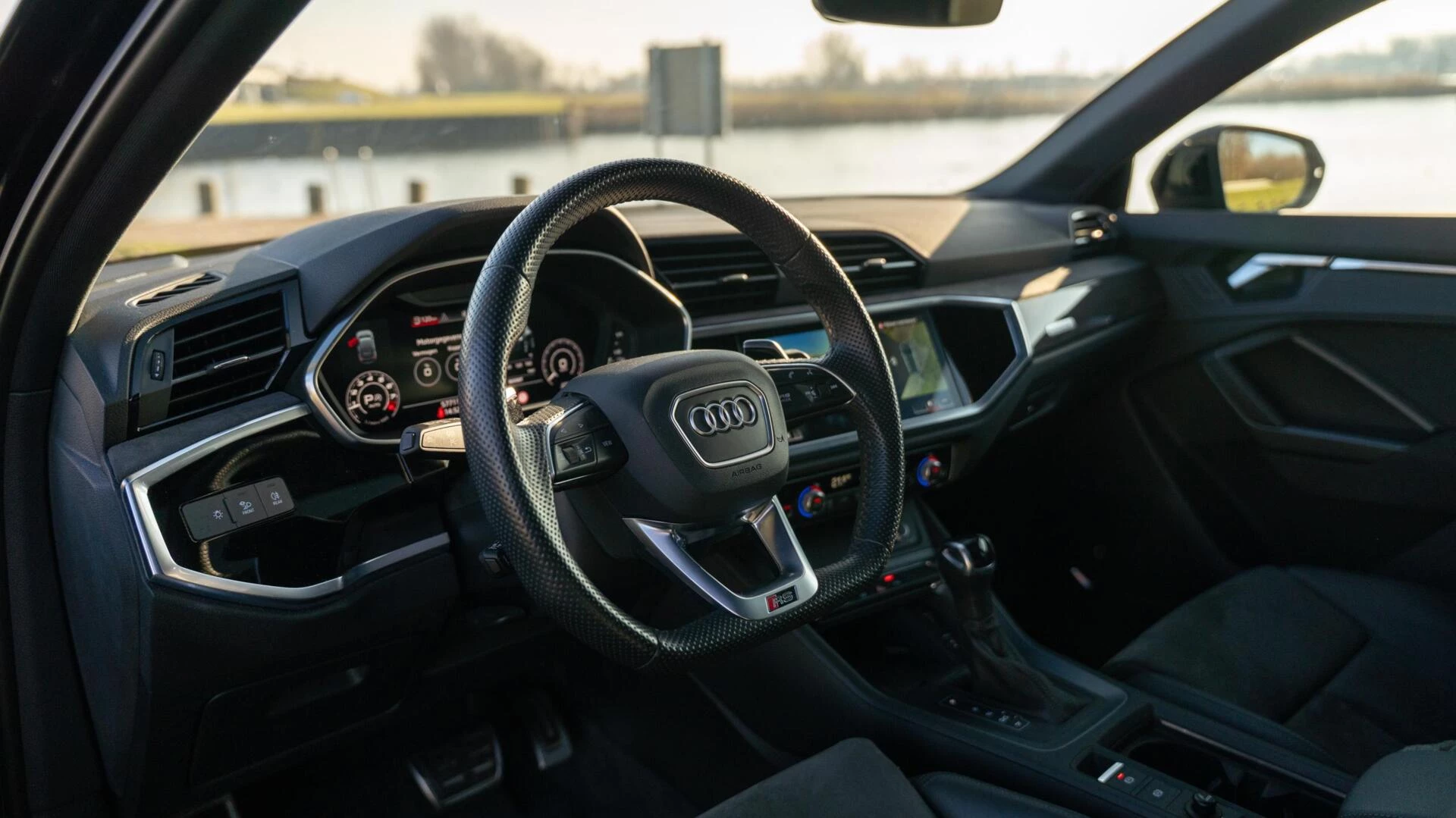 Hoofdafbeelding Audi RSQ3