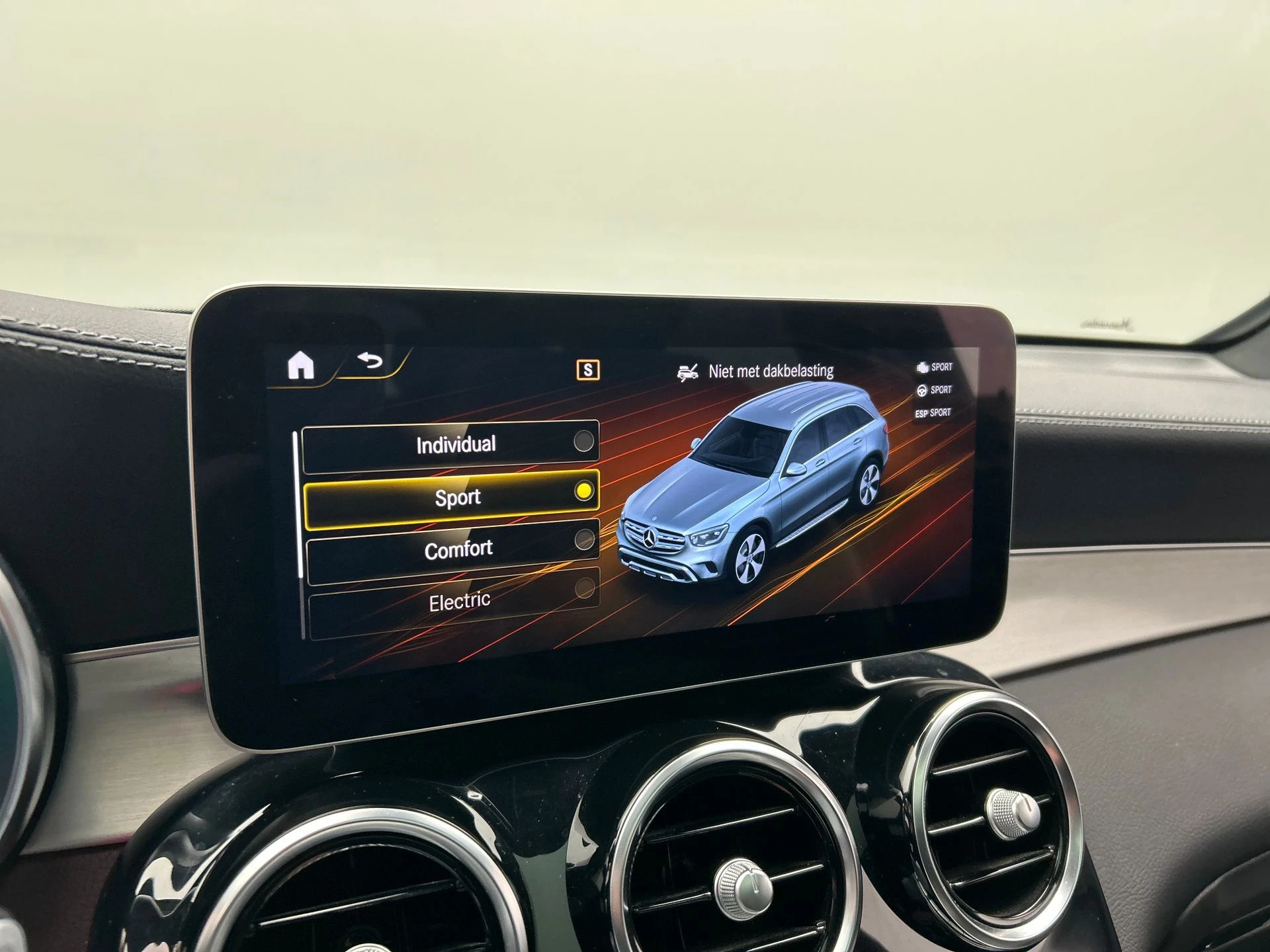 Hoofdafbeelding Mercedes-Benz GLC