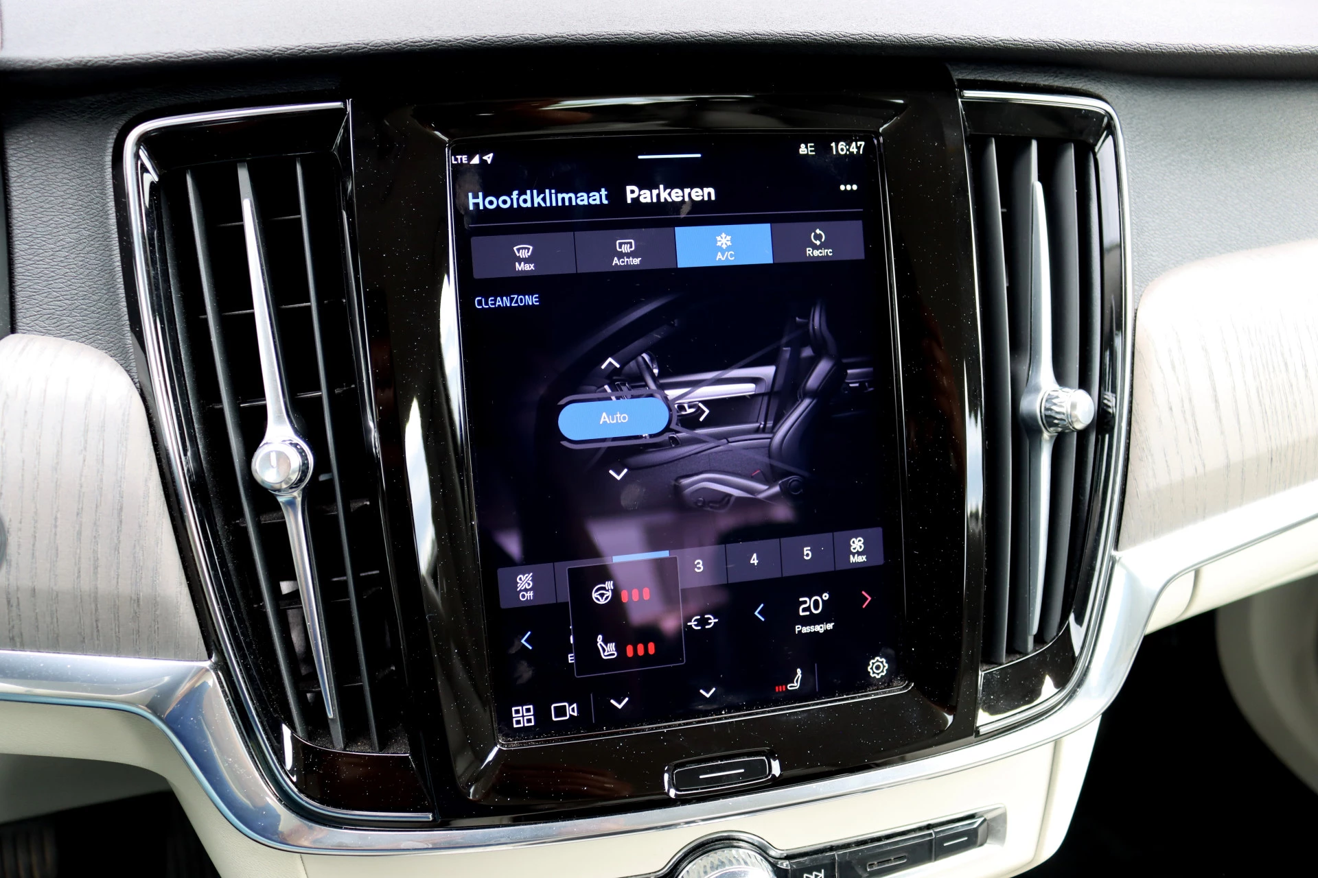 Hoofdafbeelding Volvo S90