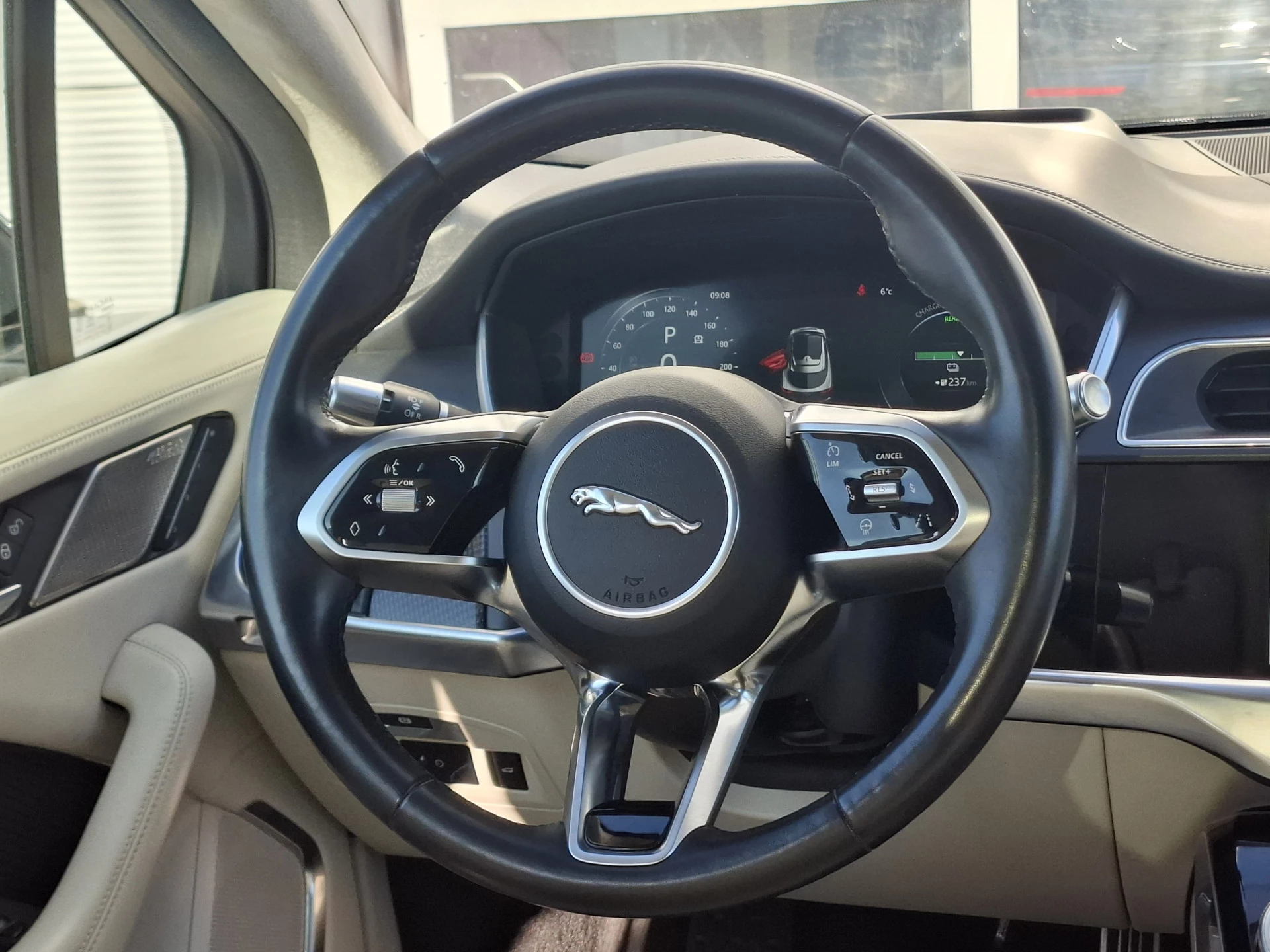 Hoofdafbeelding Jaguar I-PACE