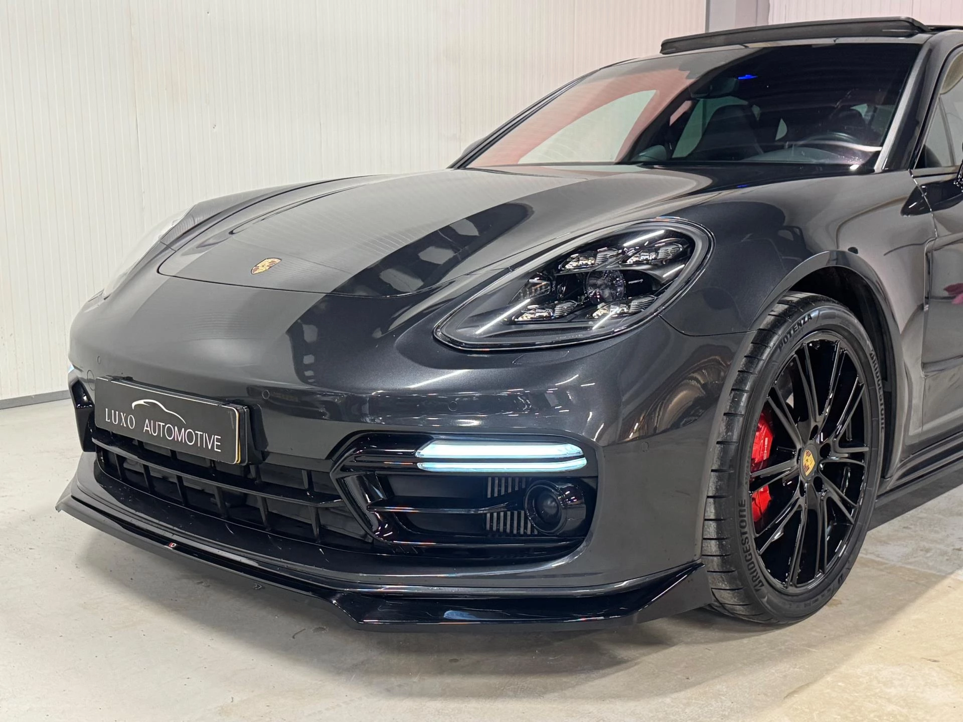 Hoofdafbeelding Porsche Panamera