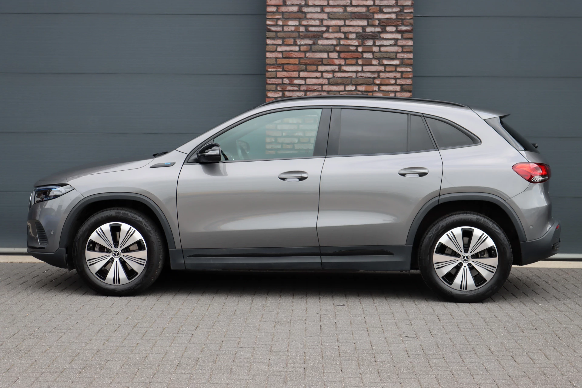 Hoofdafbeelding Mercedes-Benz EQA