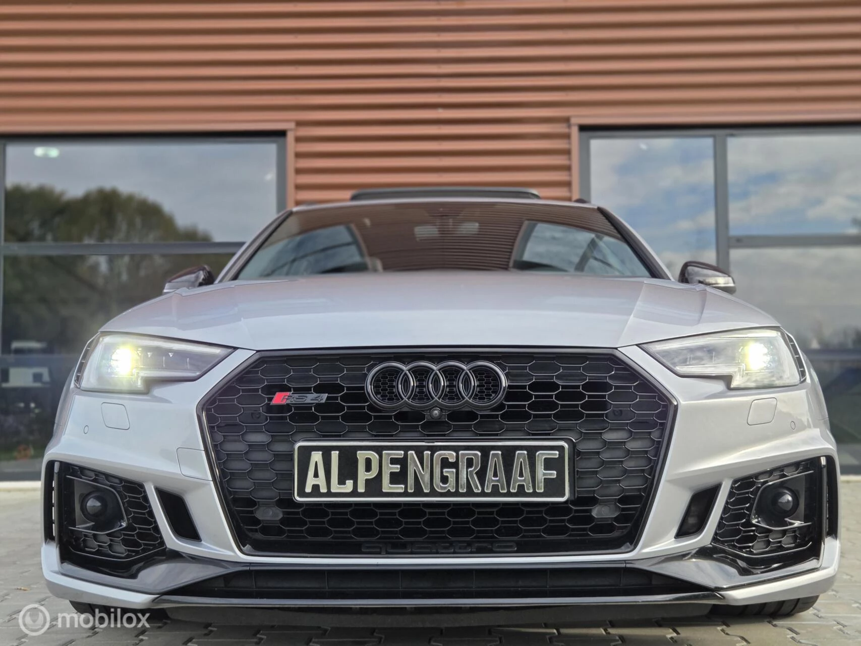 Hoofdafbeelding Audi RS4