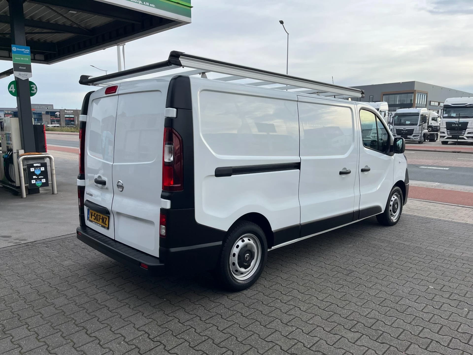 Hoofdafbeelding Nissan NV300