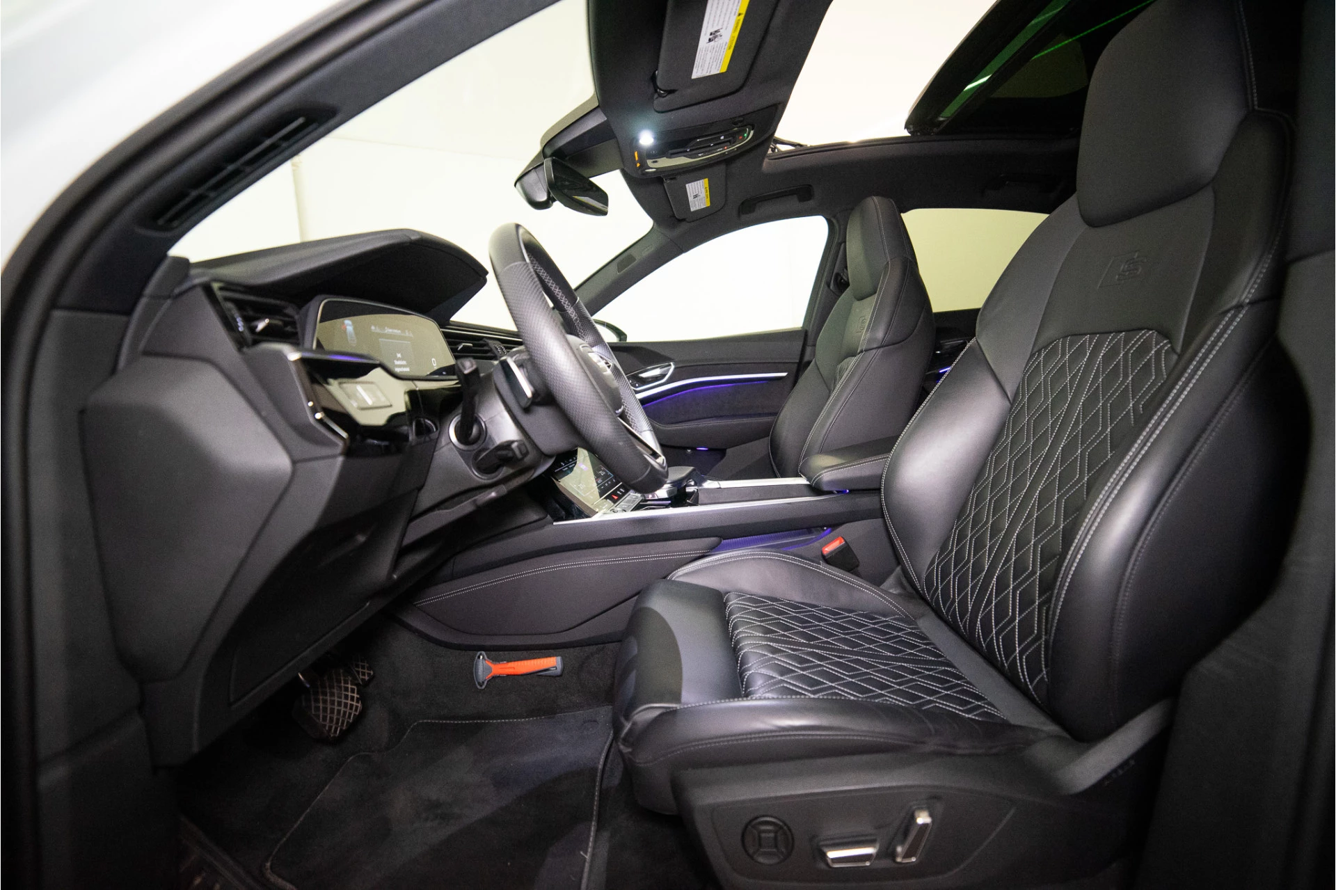 Hoofdafbeelding Audi e-tron