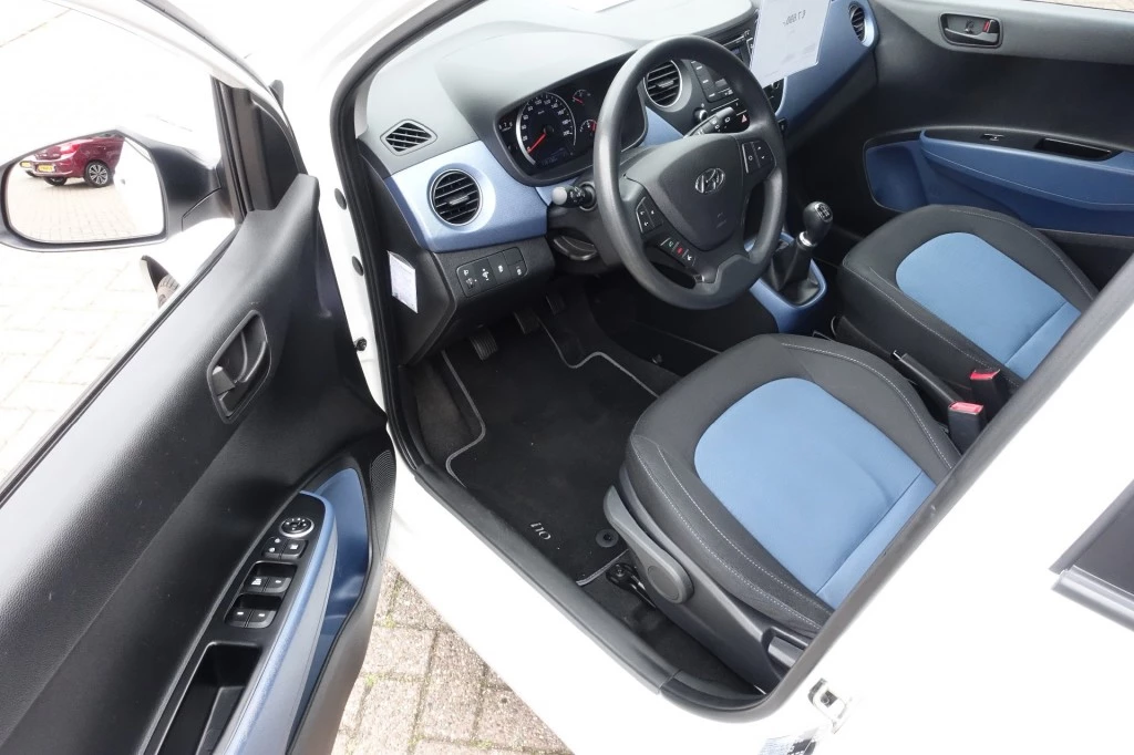 Hoofdafbeelding Hyundai i10