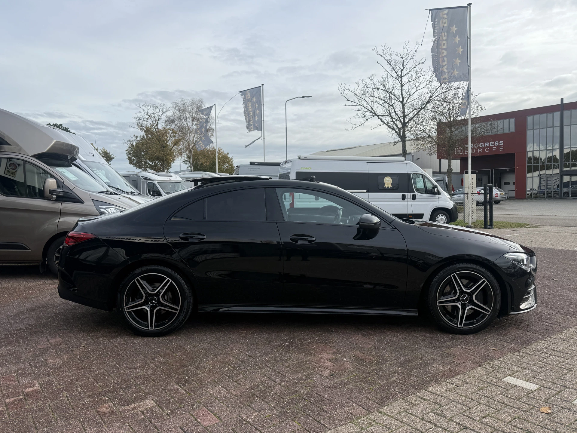 Hoofdafbeelding Mercedes-Benz CLA