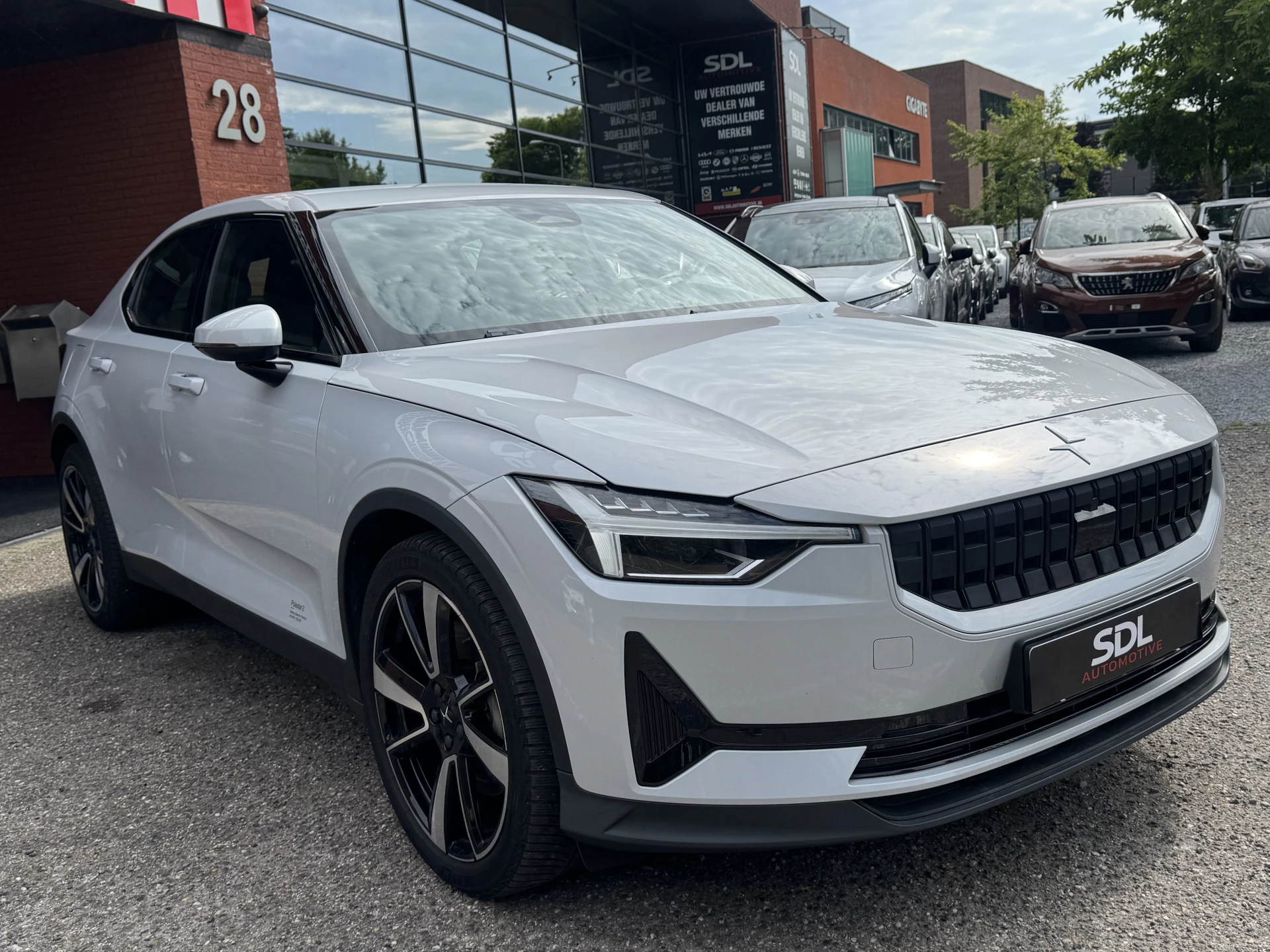 Hoofdafbeelding Polestar 2