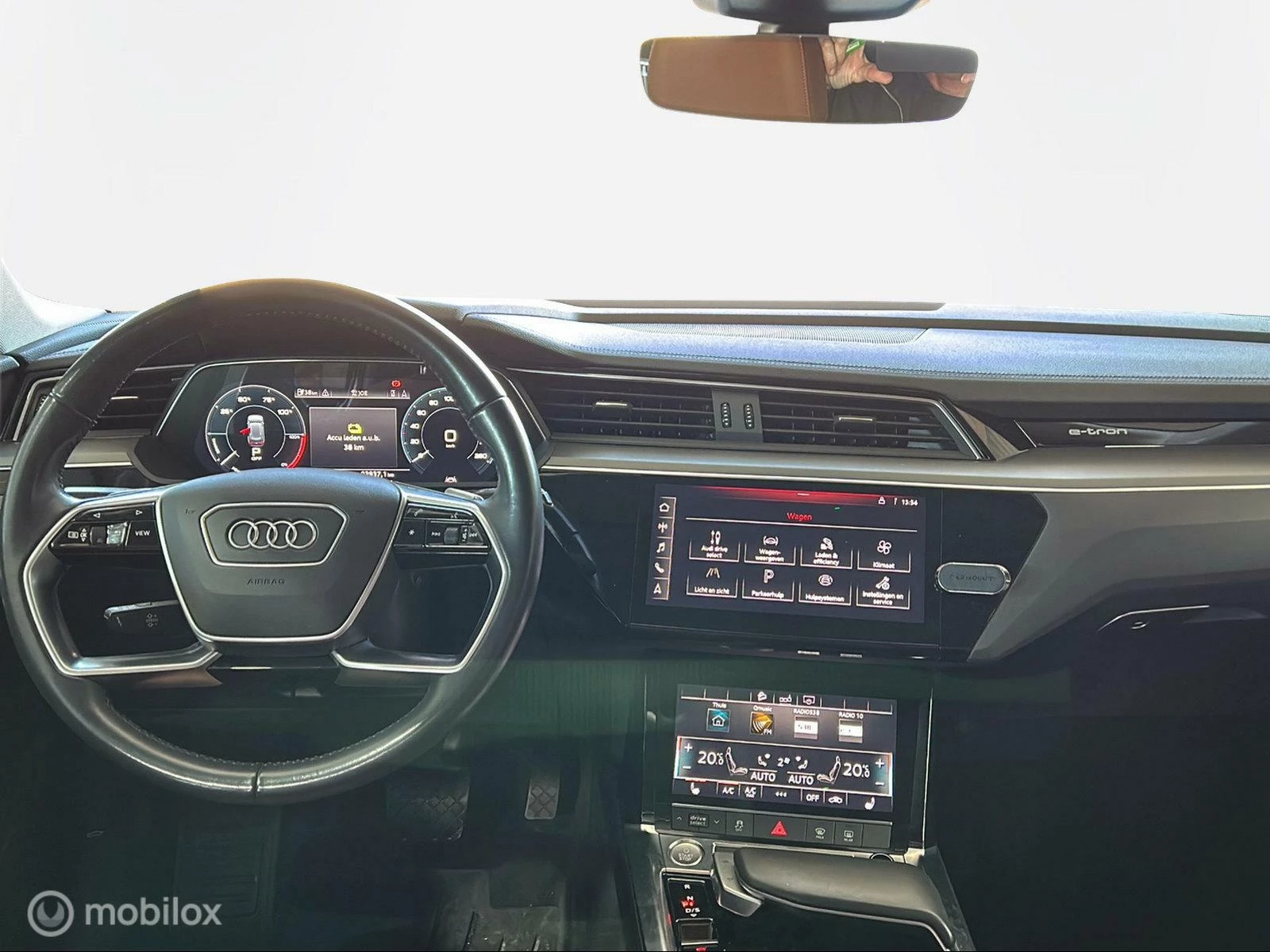 Hoofdafbeelding Audi e-tron