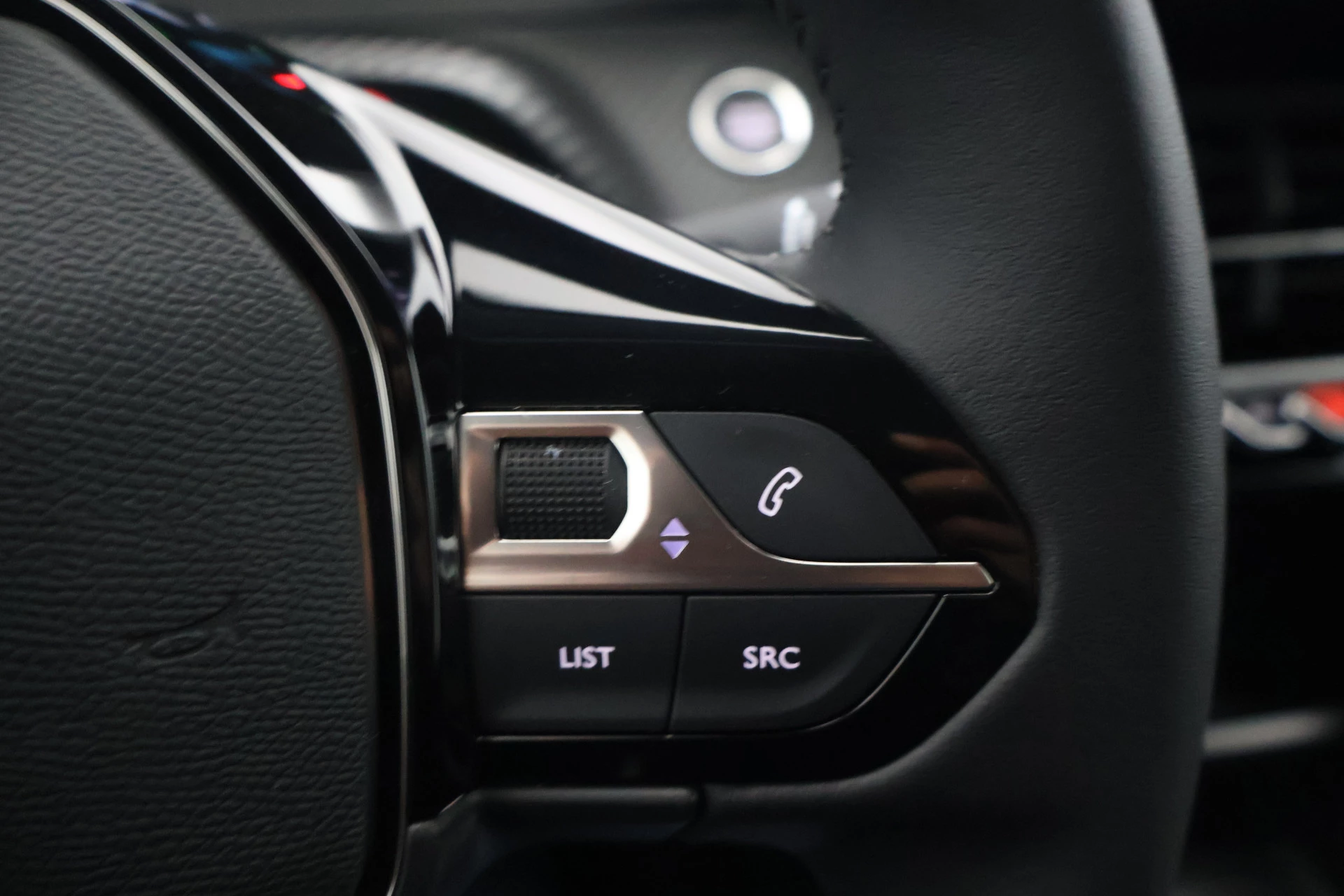 Hoofdafbeelding Peugeot e-208