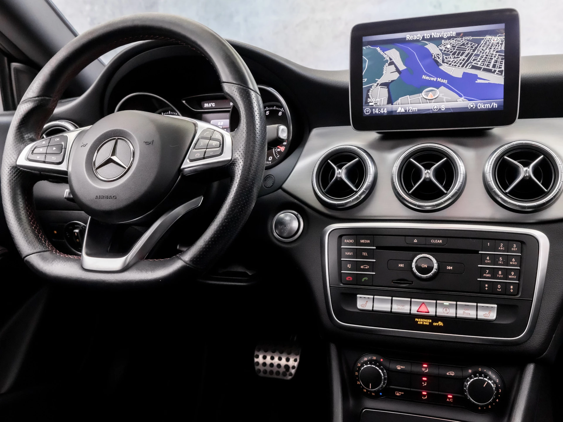Hoofdafbeelding Mercedes-Benz CLA