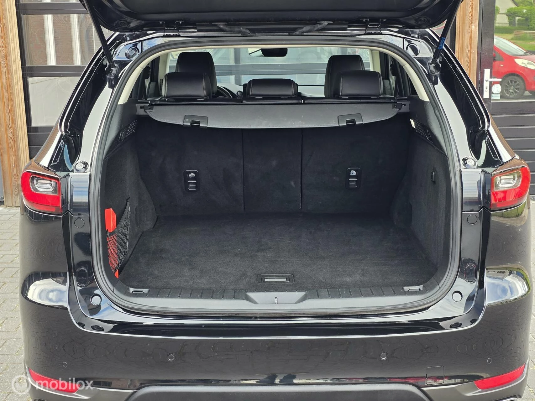 Hoofdafbeelding Mazda CX-60