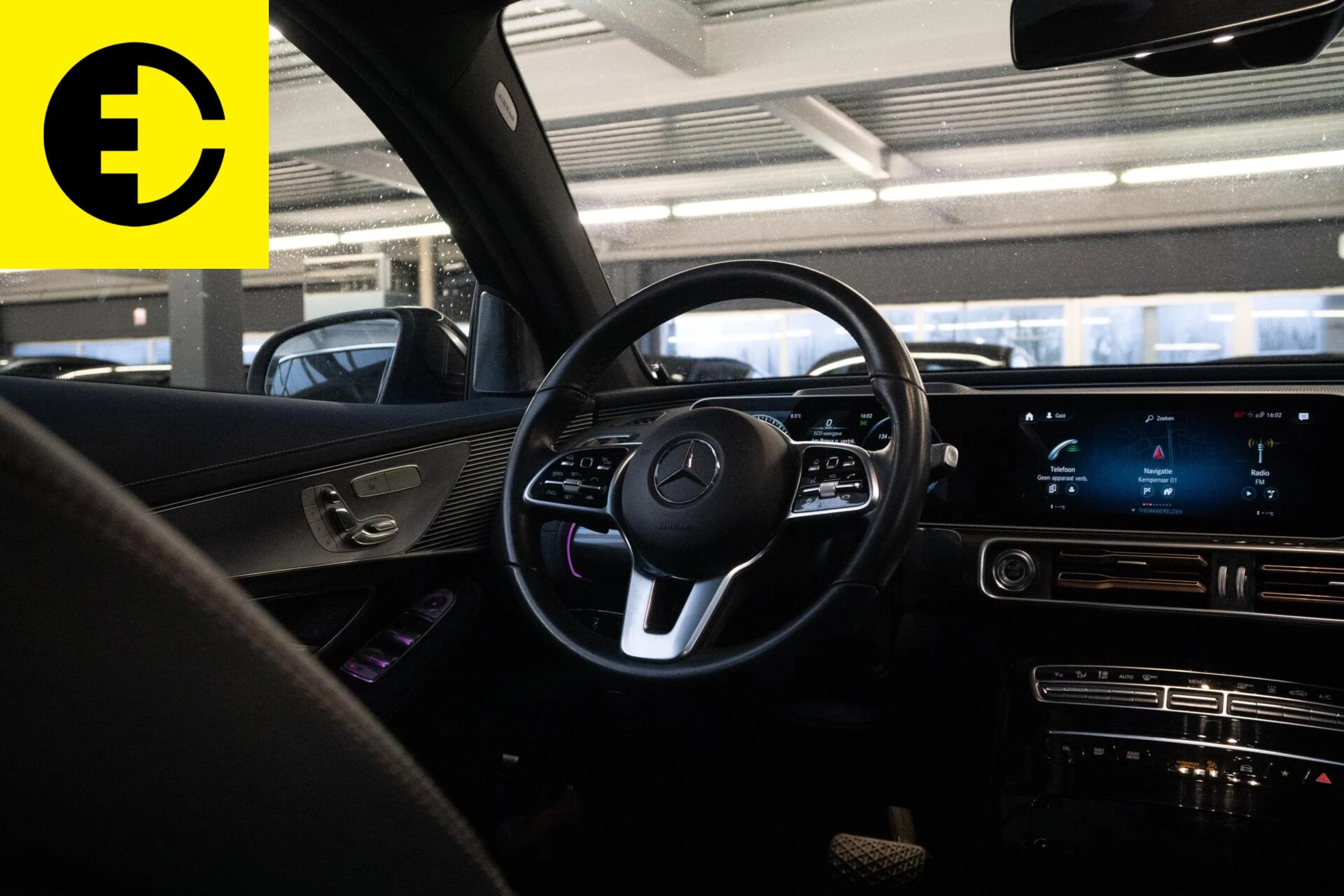 Hoofdafbeelding Mercedes-Benz EQC