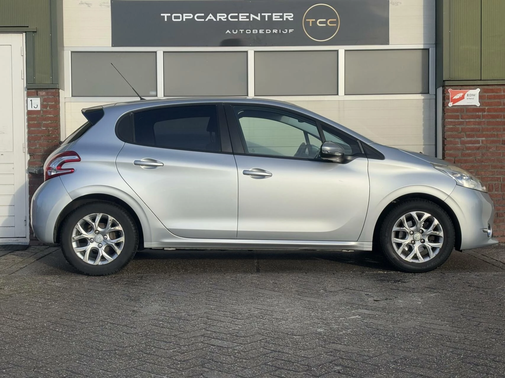 Hoofdafbeelding Peugeot 208