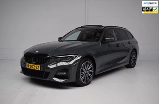 BMW 3-serie Touring 320e M-SPORT ORG.NED / PANORAMADAK / LEER / CAMERA / SFEERVERLICHTING / CARPLAY / LASER-LED