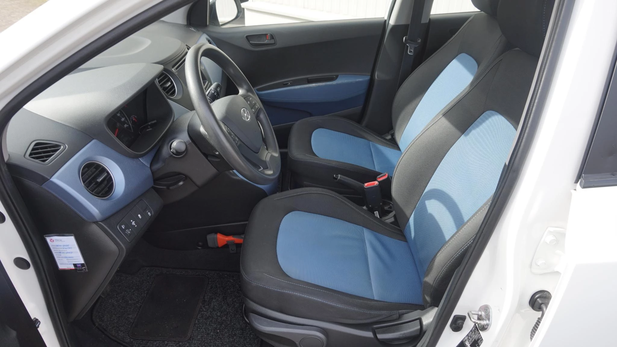 Hoofdafbeelding Hyundai i10