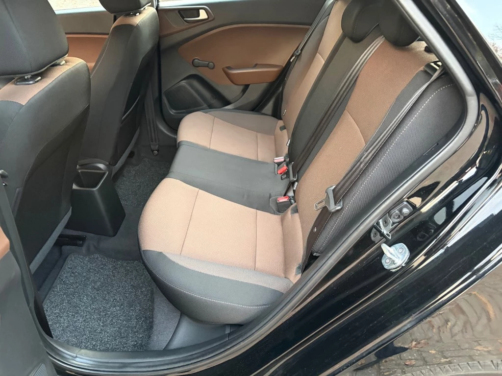 Hoofdafbeelding Hyundai i20