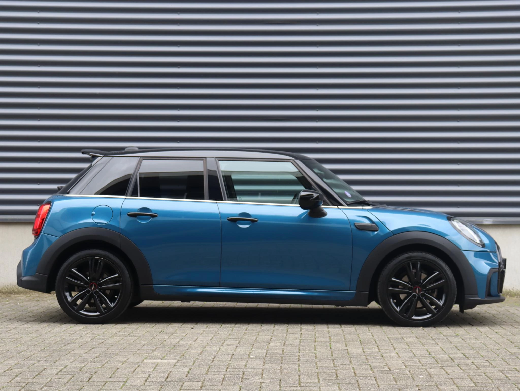 Hoofdafbeelding MINI 5-deurs